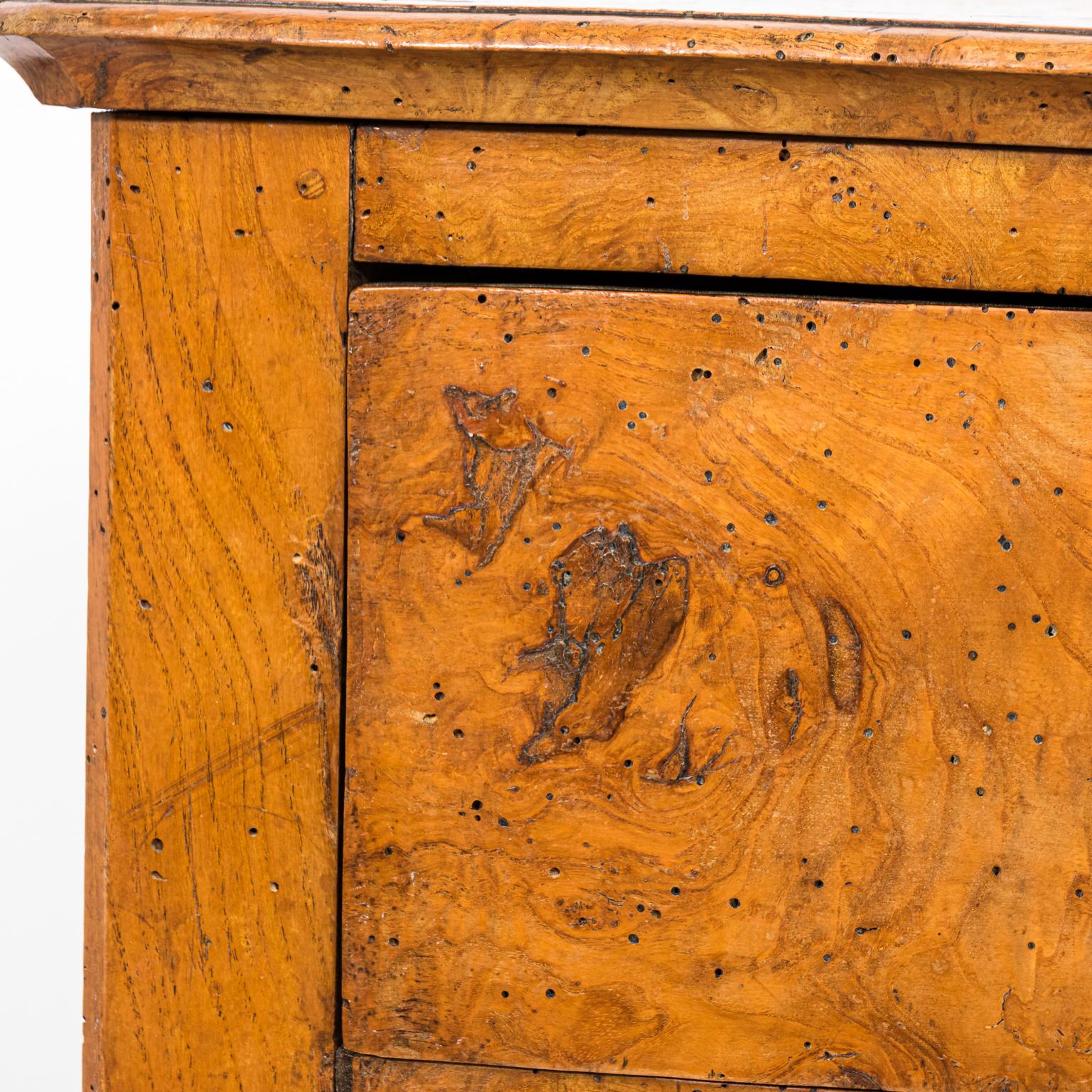 French Walnut Chest of Drawers, circa 1830s 1