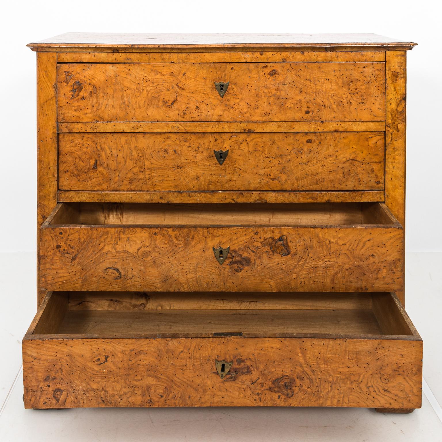 French Walnut Chest of Drawers, circa 1830s 2