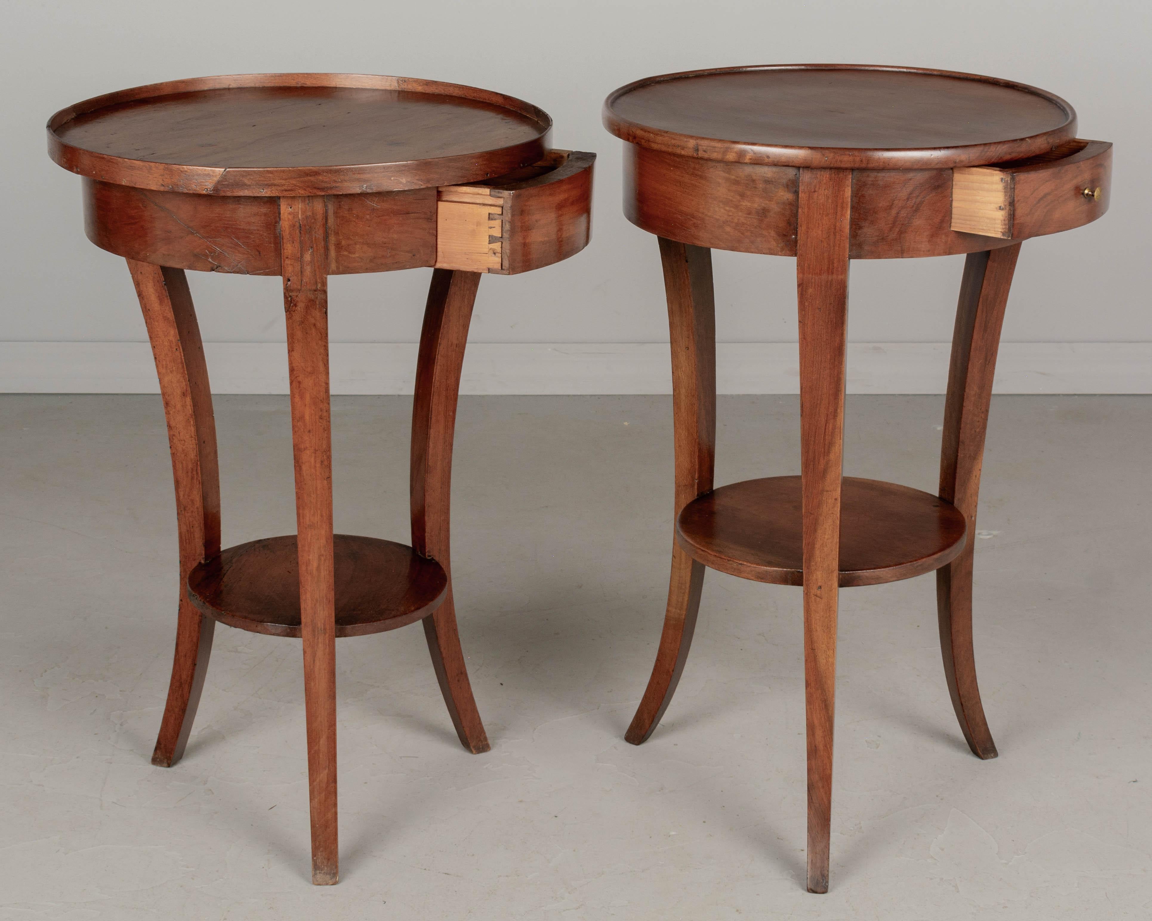French Walnut Circular Side Tables, Set of 2 In Good Condition For Sale In Winter Park, FL
