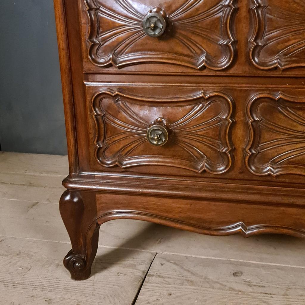 French Walnut Commode with Marble Top In Good Condition For Sale In Leamington Spa, Warwickshire