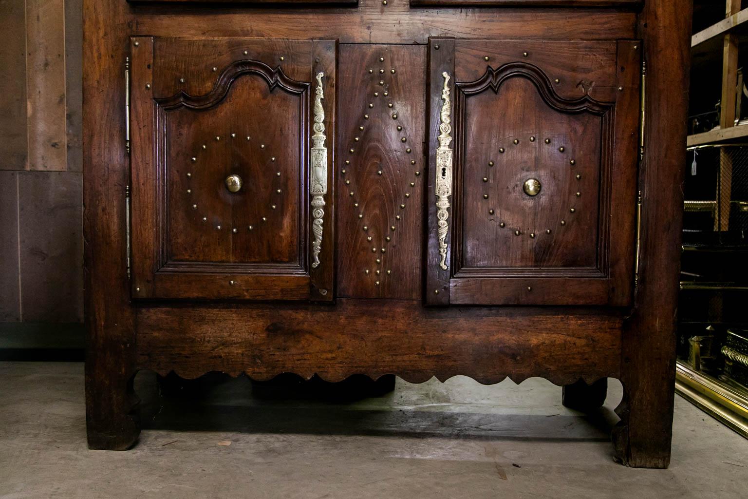 Late 18th Century French Walnut Cupboard For Sale