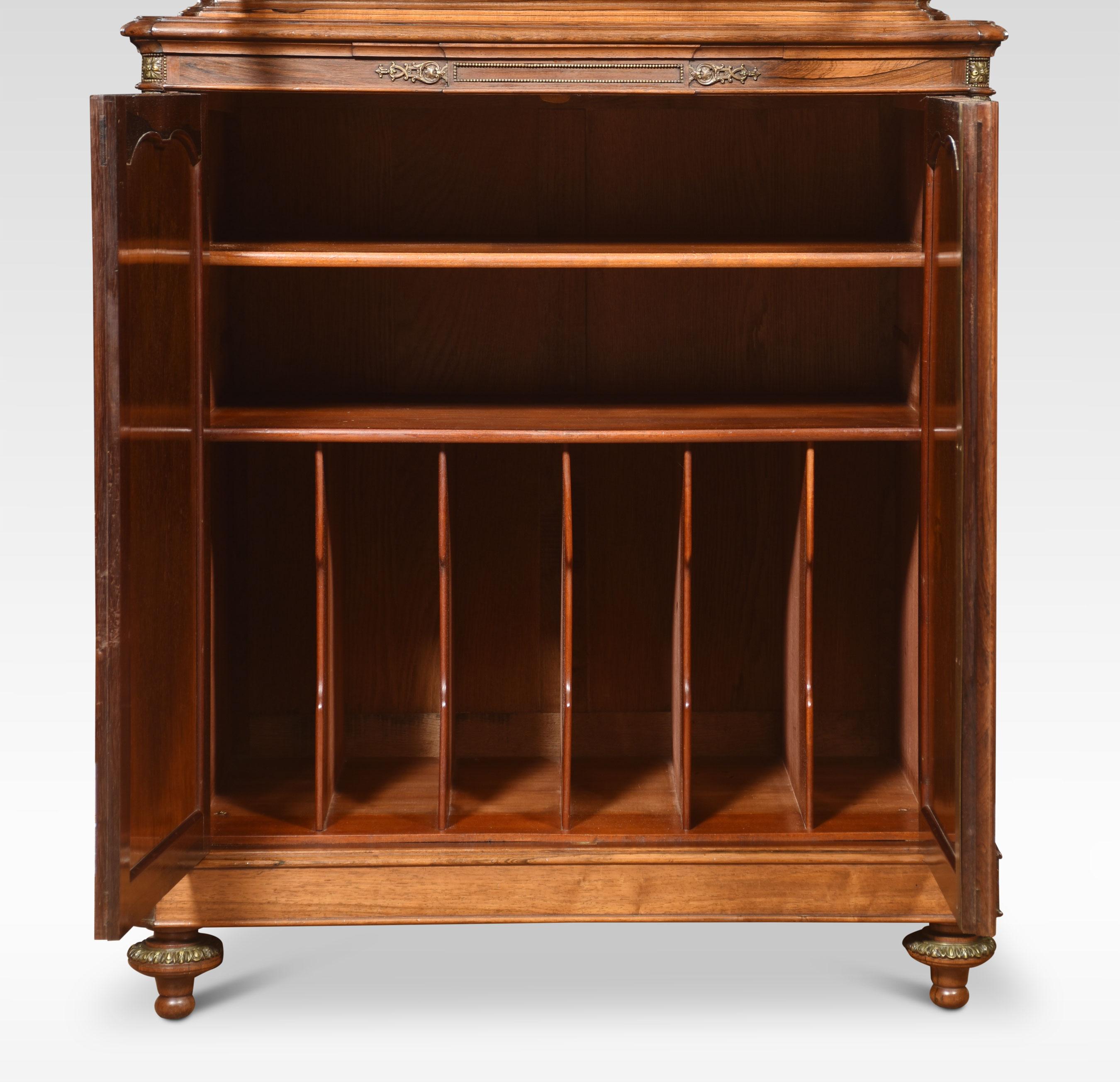 French Walnut Display Cabinet In Good Condition For Sale In Cheshire, GB