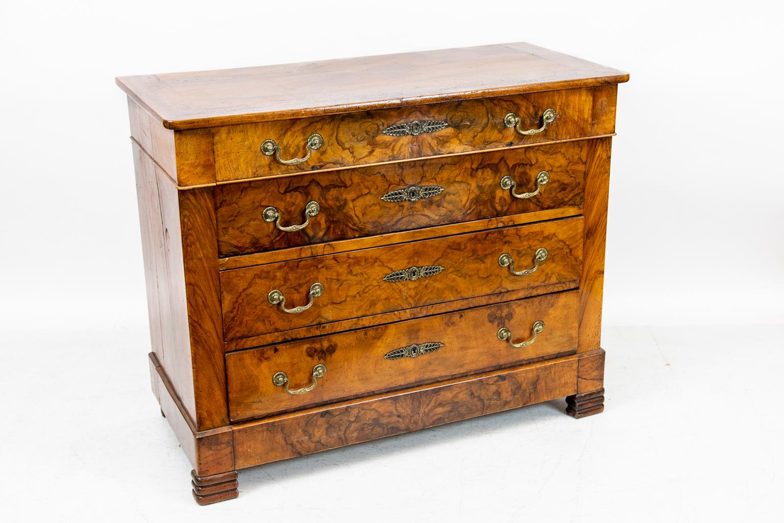 French Walnut Four-Drawer Chest For Sale 1
