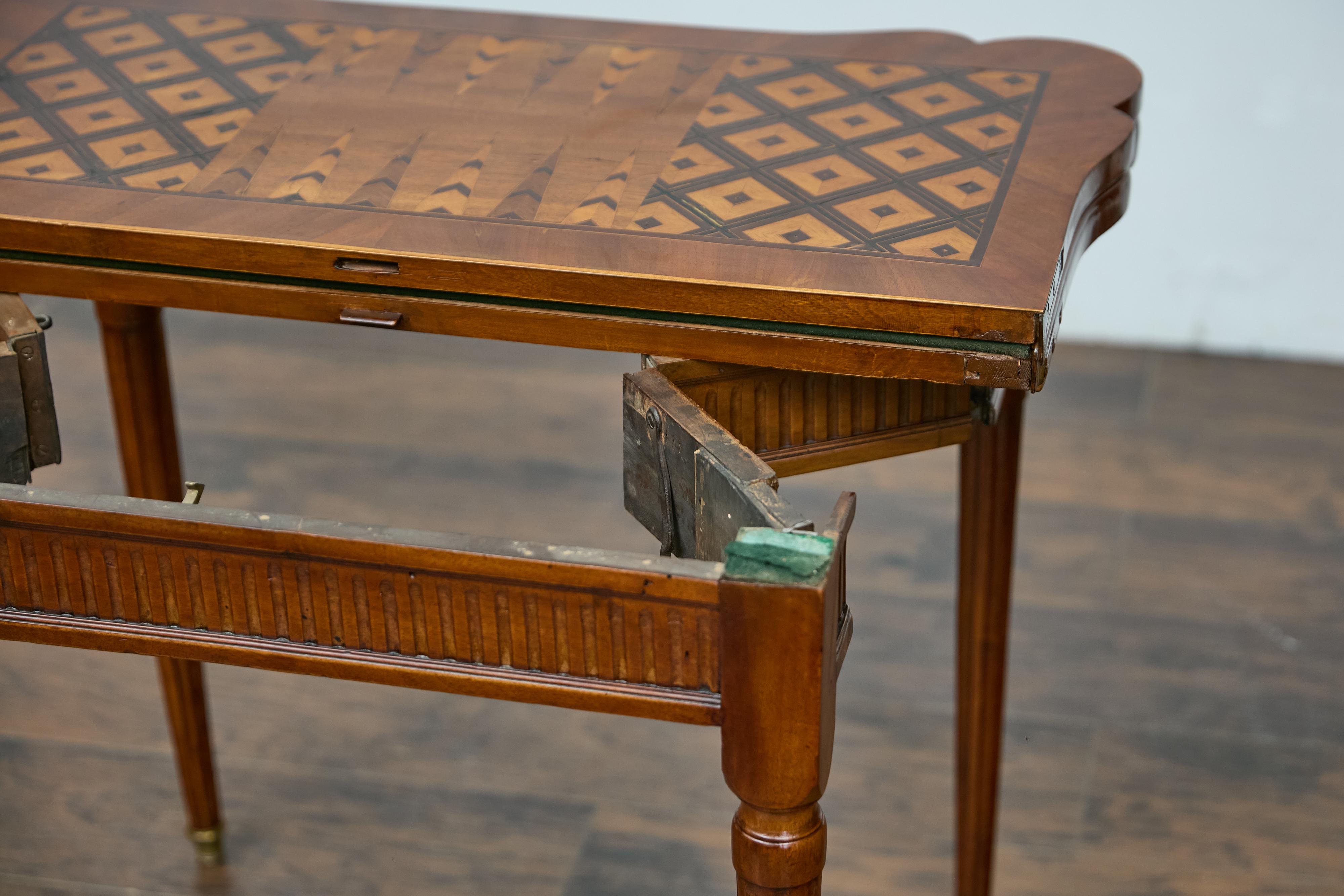 French Walnut Game Table with Marquetry and Reversible Felt Top, Circa 1880 For Sale 5