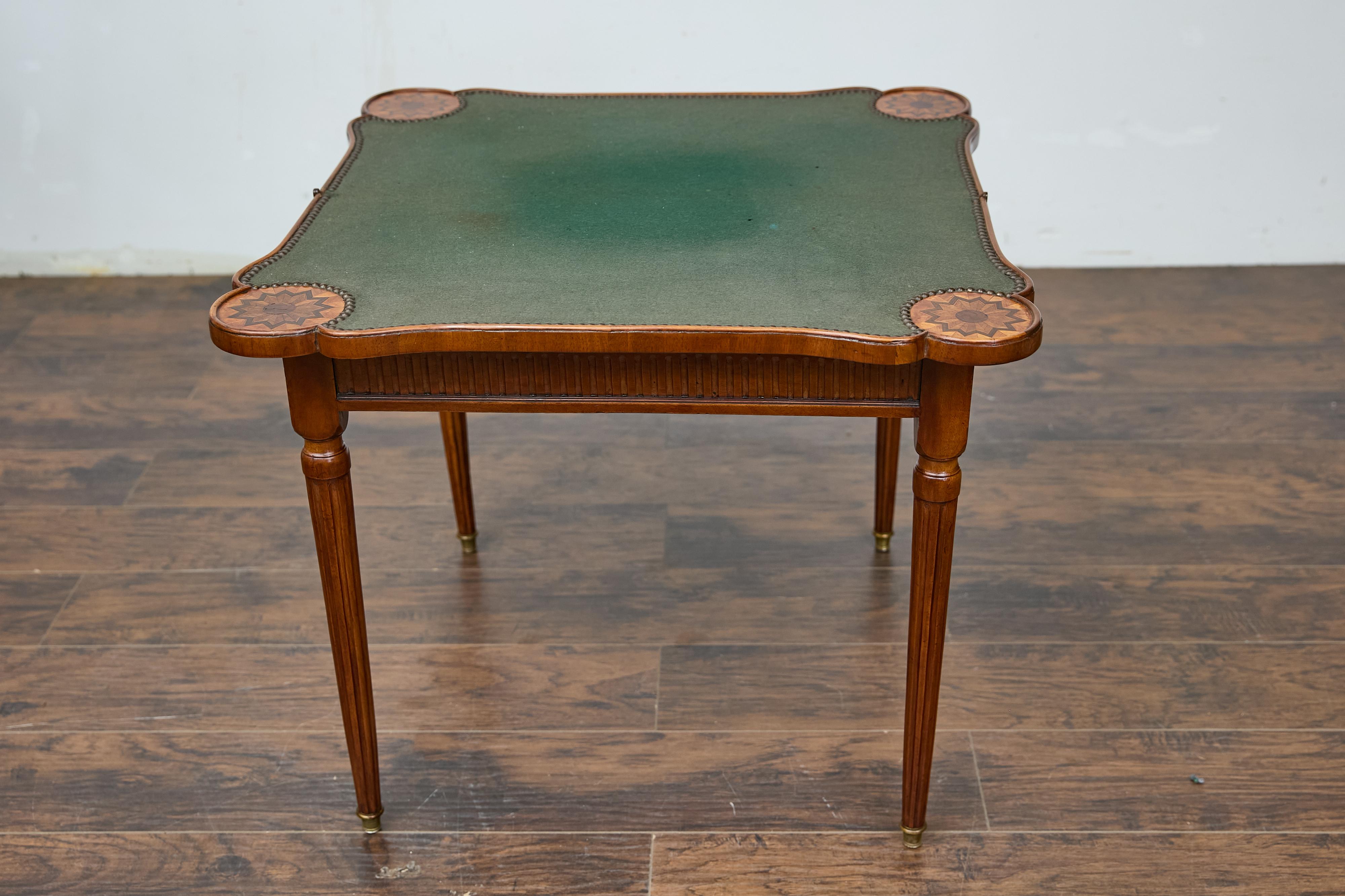 French Walnut Game Table with Marquetry and Reversible Felt Top, Circa 1880 For Sale 7