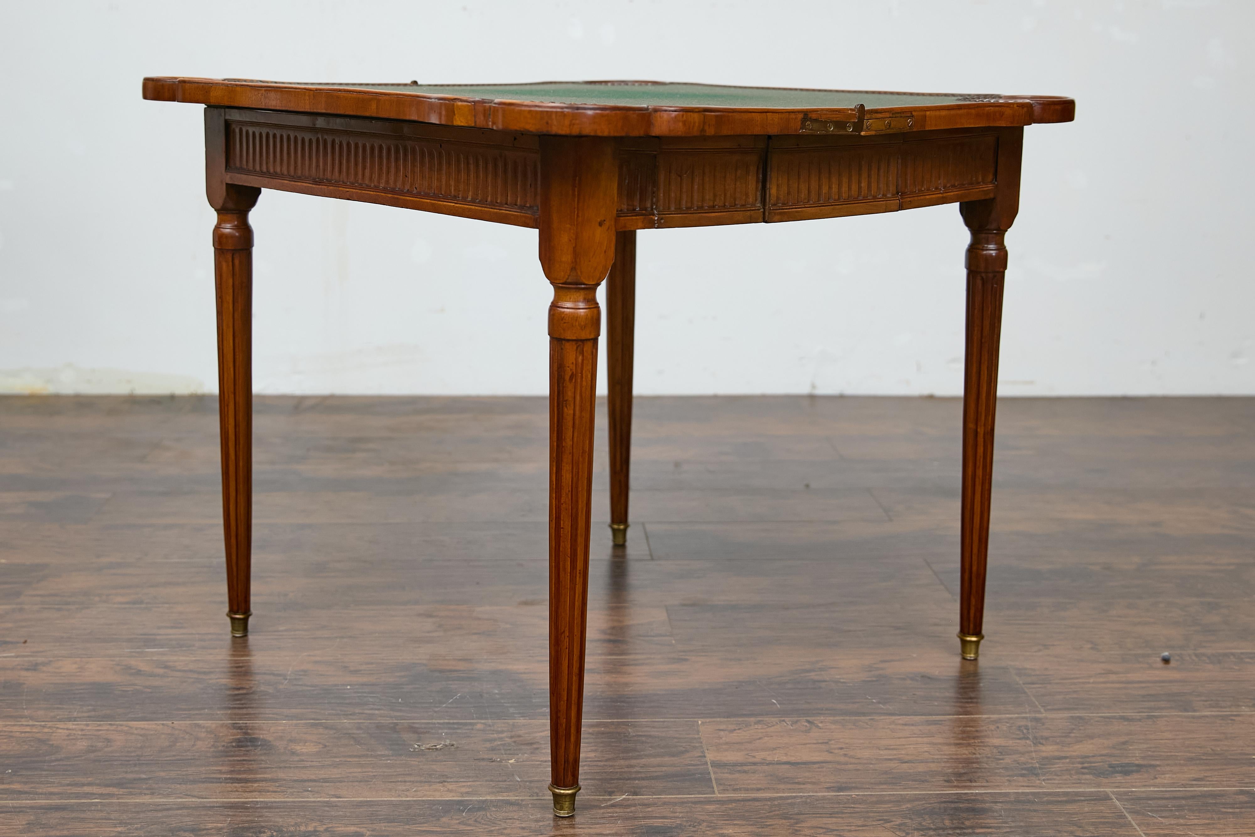 French Walnut Game Table with Marquetry and Reversible Felt Top, Circa 1880 For Sale 9