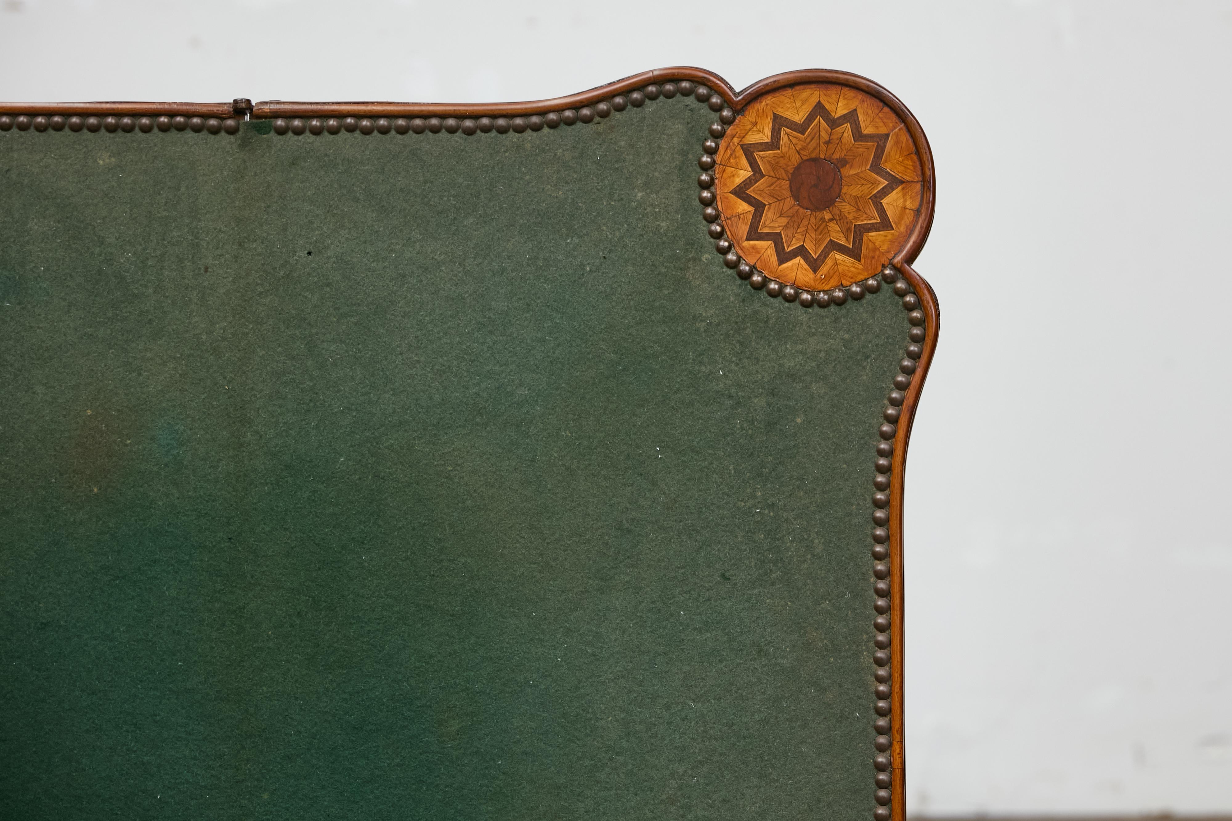 French Walnut Game Table with Marquetry and Reversible Felt Top, Circa 1880 For Sale 14