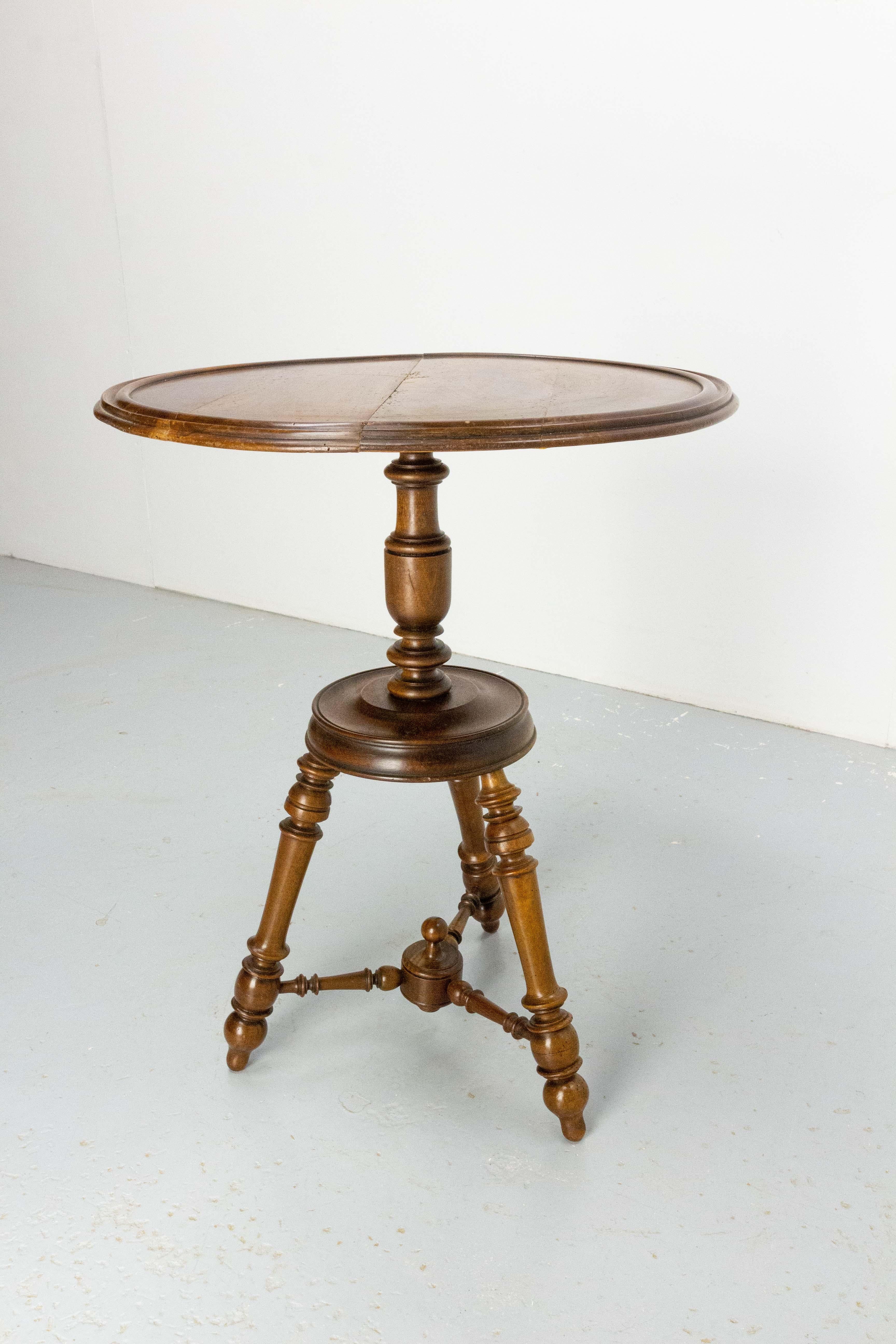 Mid-Century Modern French Walnut Gueridon or Side Table, late 19th Century For Sale