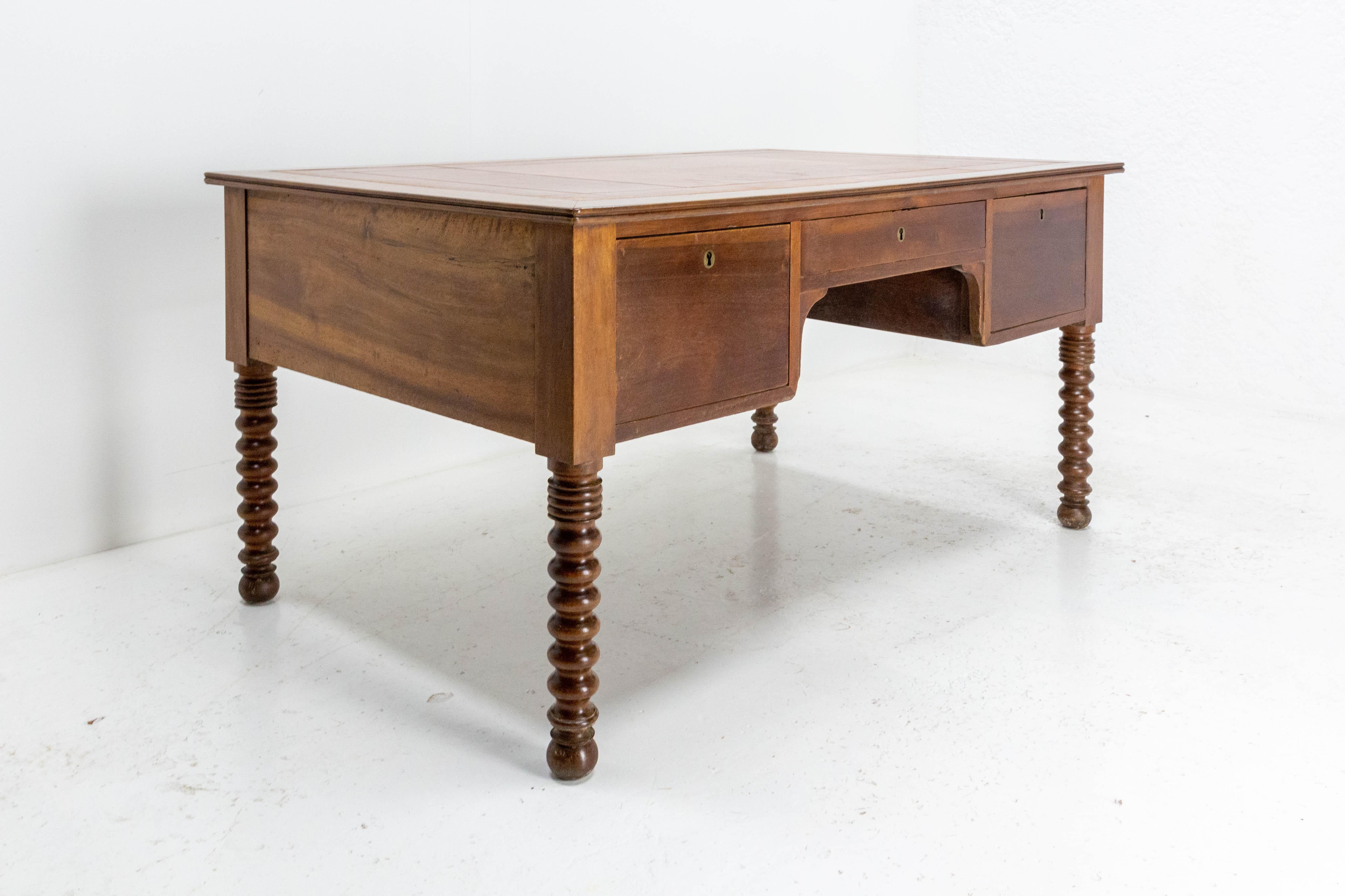 French Walnut Louis Philippe Desk Leather Top Writing Table, 19th Century 1