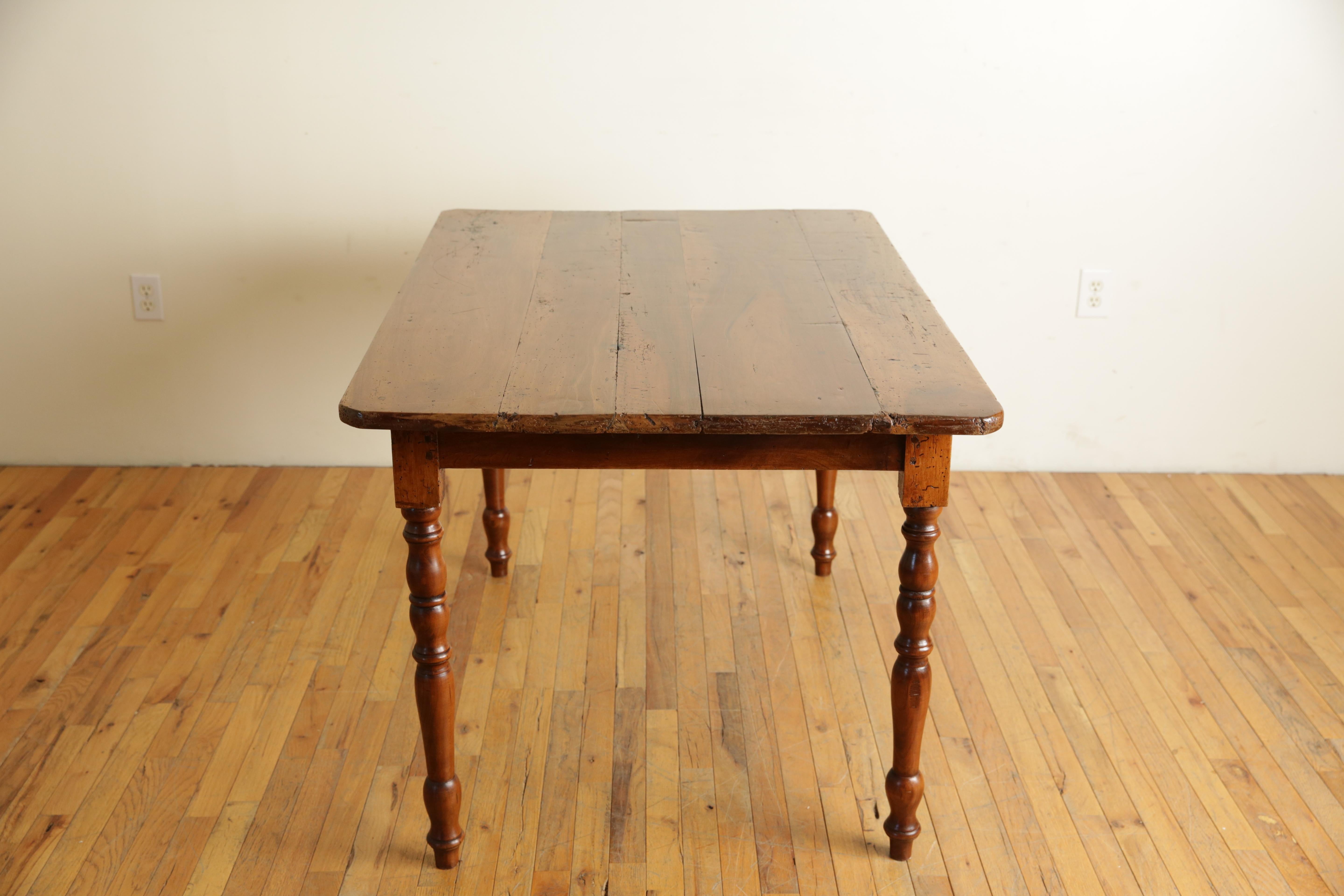 Français Table à 1 tiroir d'époque Louis Philippe, vers 1840 et plus tard en vente