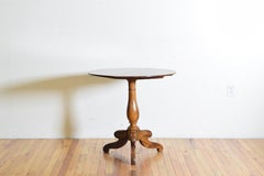 French Walnut Louis Philippe Period Round Side Table, 19th Century