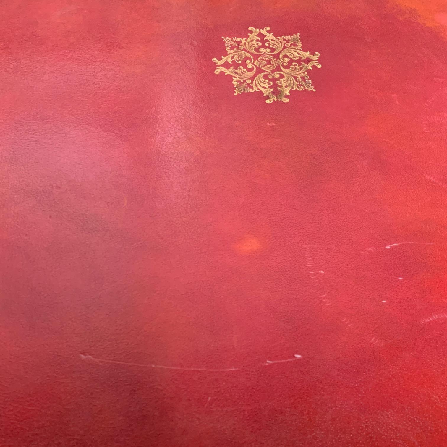 Spieltisch aus französischem Nussbaum im Louis-XV-Stil mit roter Lederplatte im Angebot 12