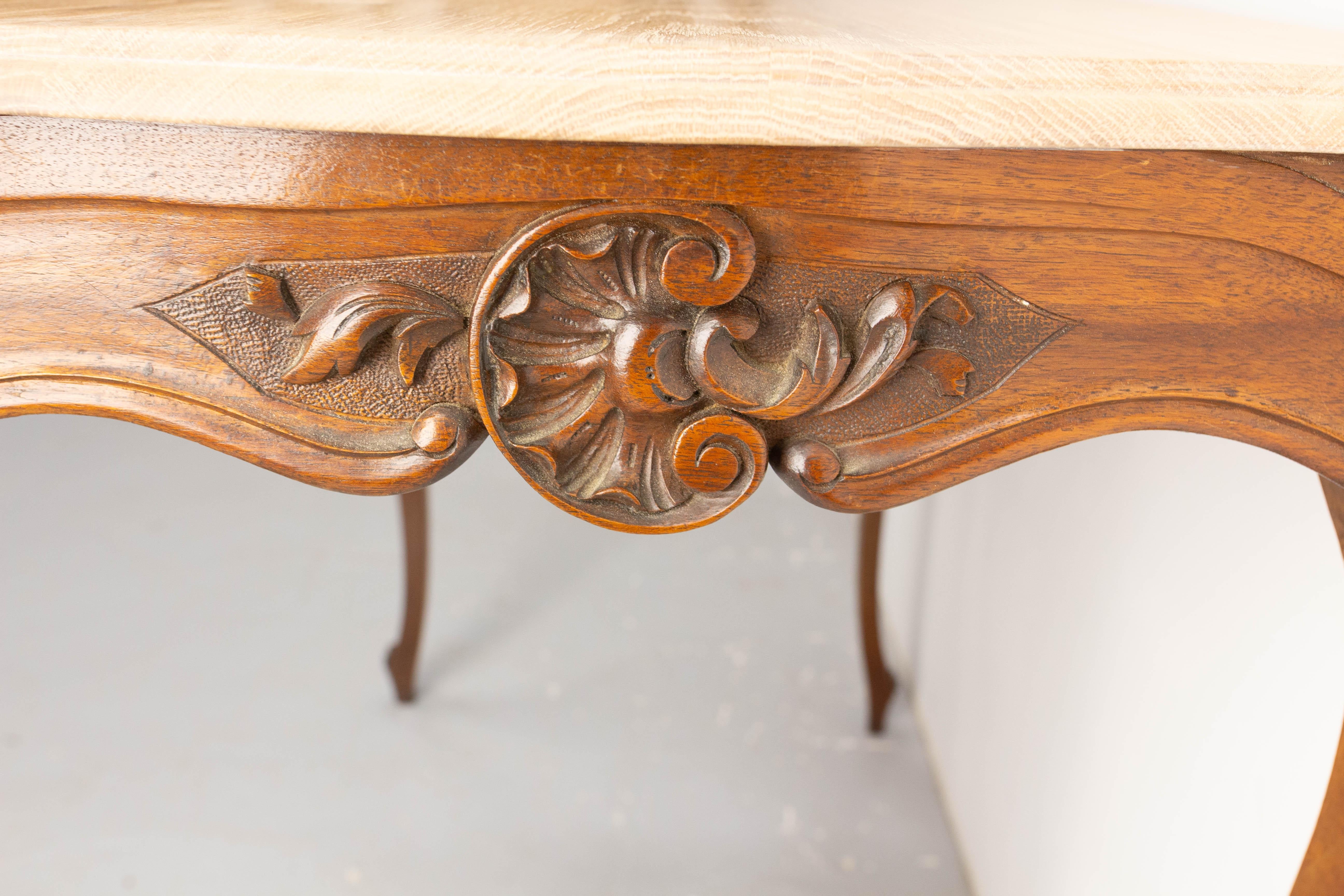 French Walnut & Oak Side Table in the Louis XV Style with Hiden Drawer, c. 1900 For Sale 3