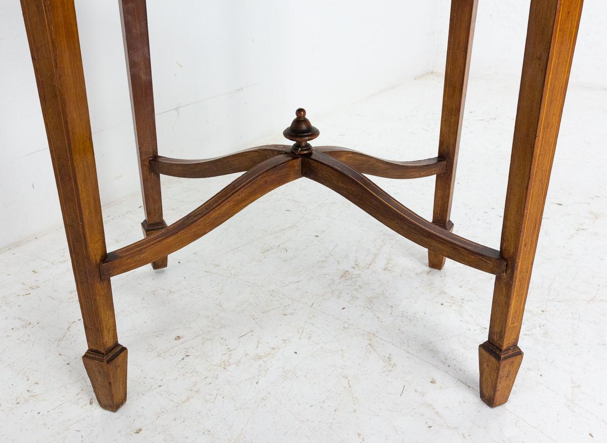 French Walnut Oval Side Table or End Table Louis XVI Style, circa 1880 4