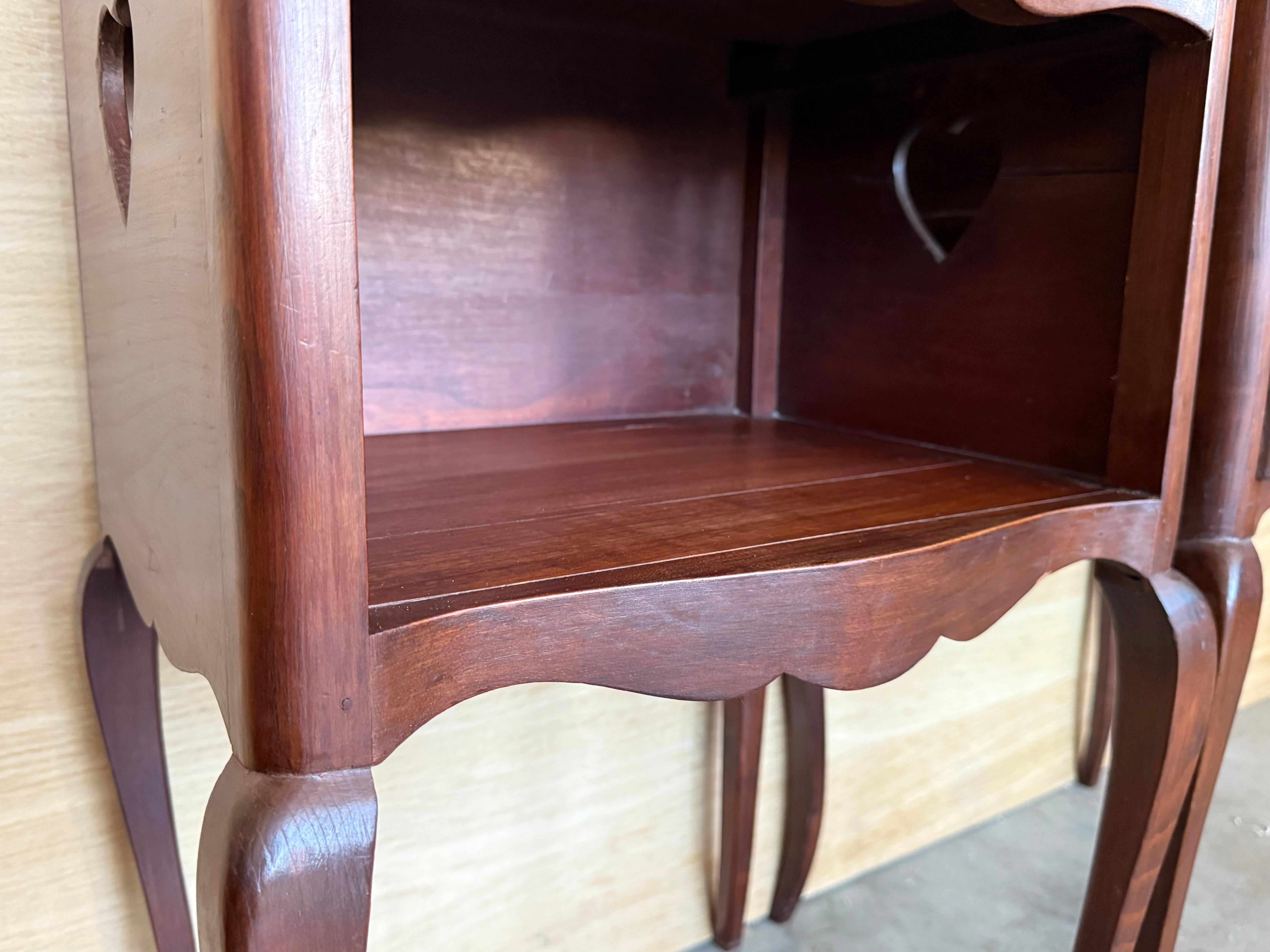 French Walnut Pair of Nightstands with Heart Open Shelf / Three Drawers For Sale 7
