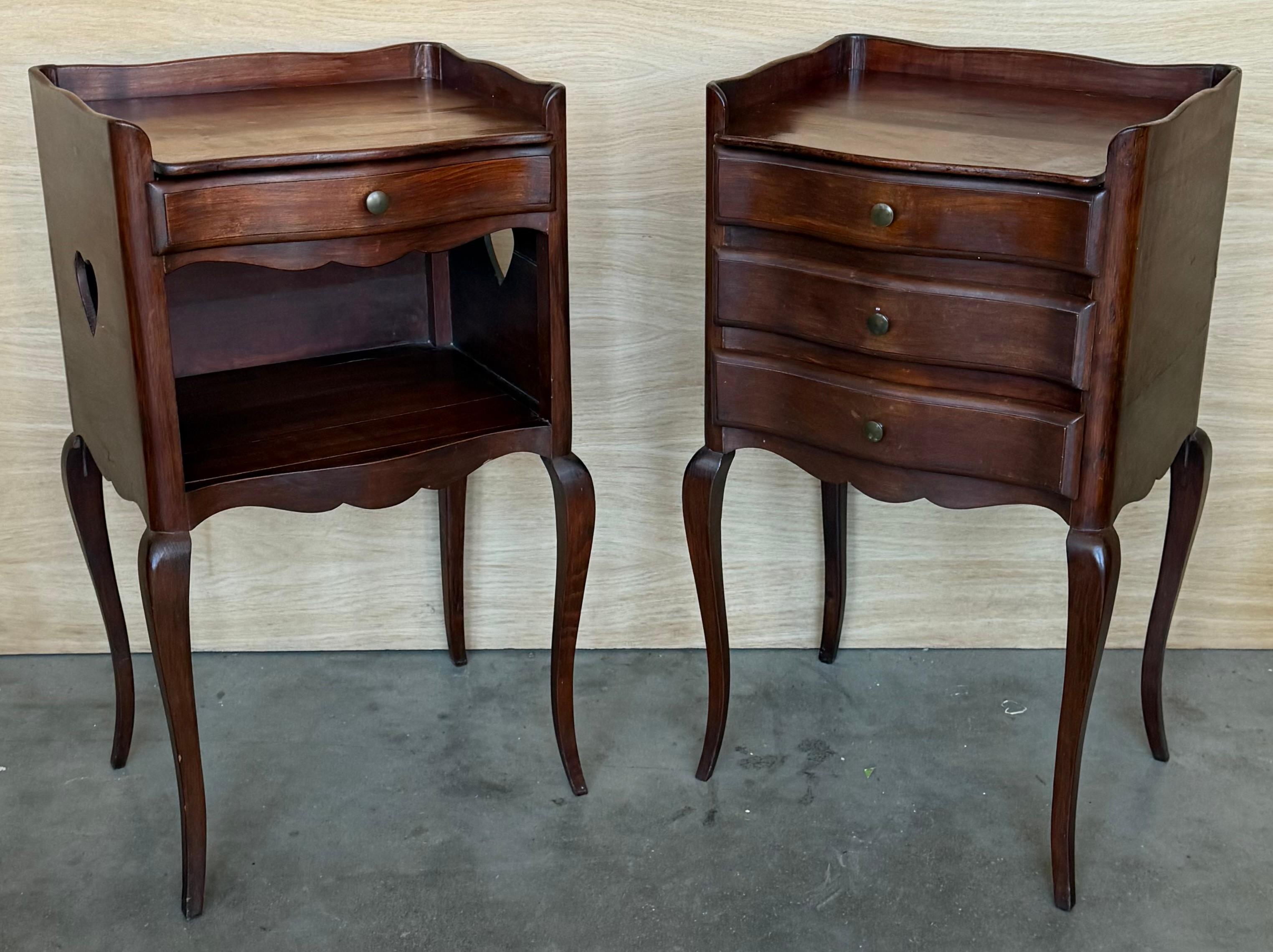 Louis XVI French Walnut Pair of Nightstands with Heart Open Shelf / Three Drawers For Sale