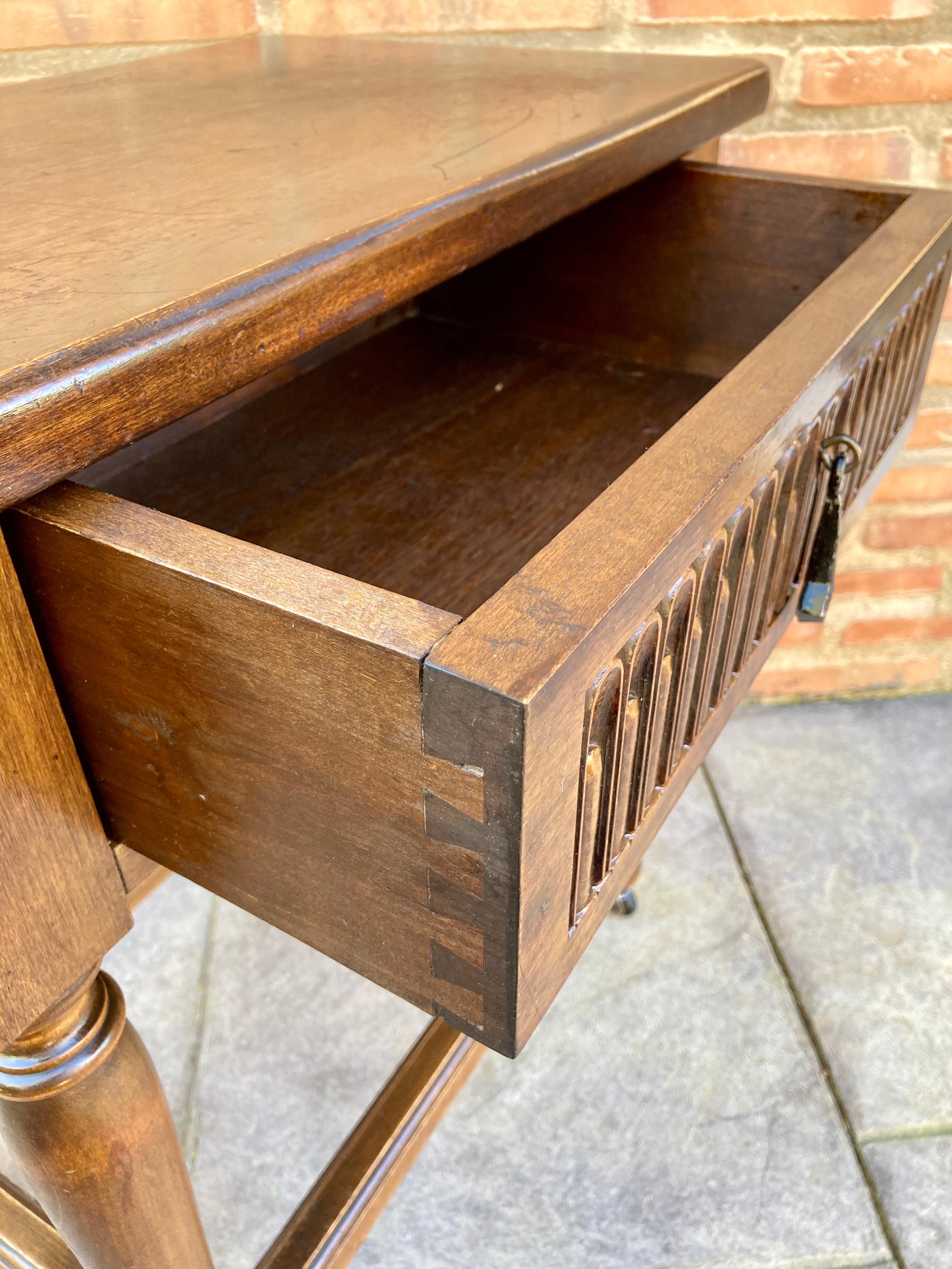 French Walnut Side Table with Drawer, Carved Arches and Column Legs with Wheels, 4