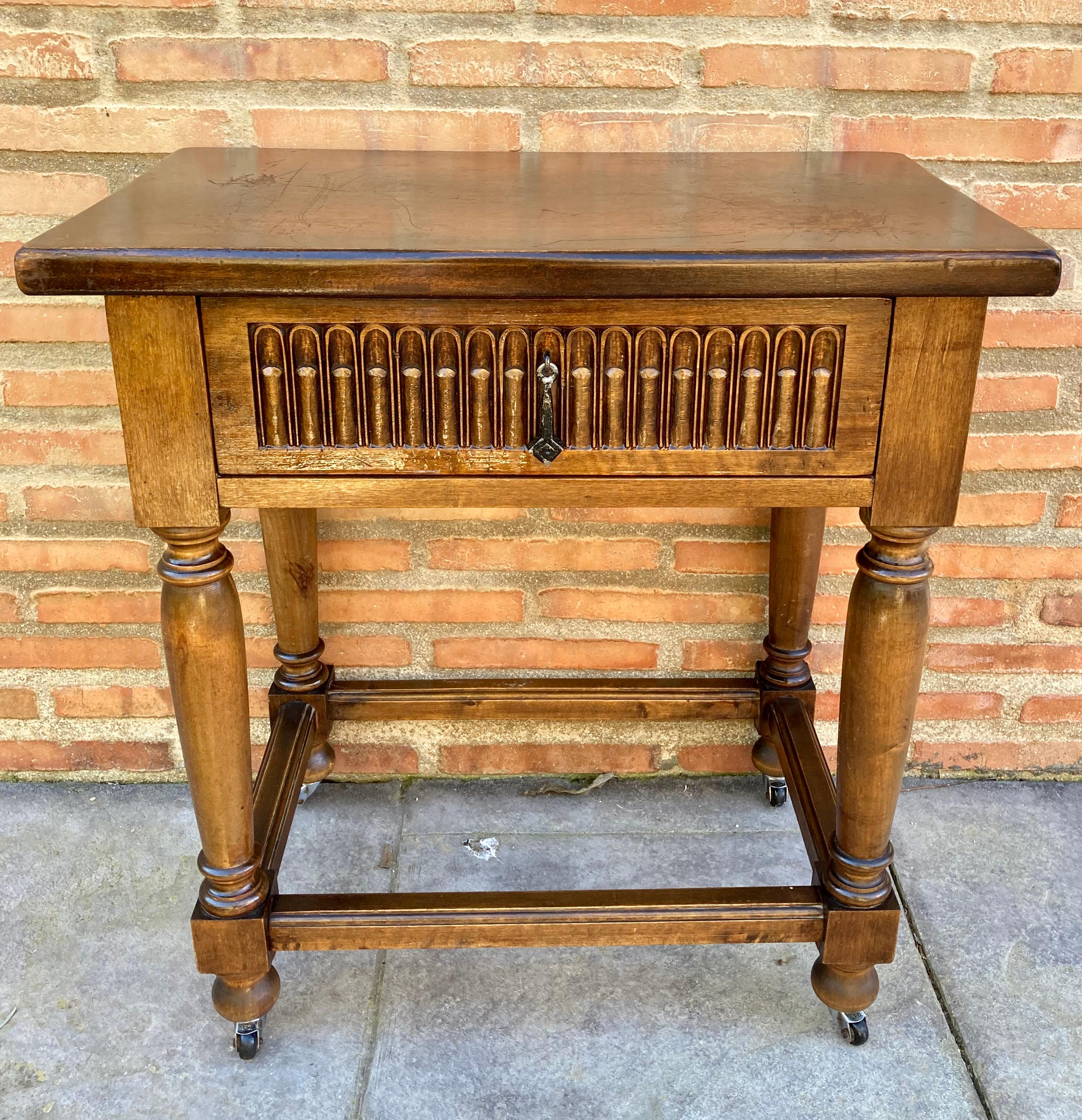 Baroque French Walnut Side Table with Drawer, Carved Arches and Column Legs with Wheels,