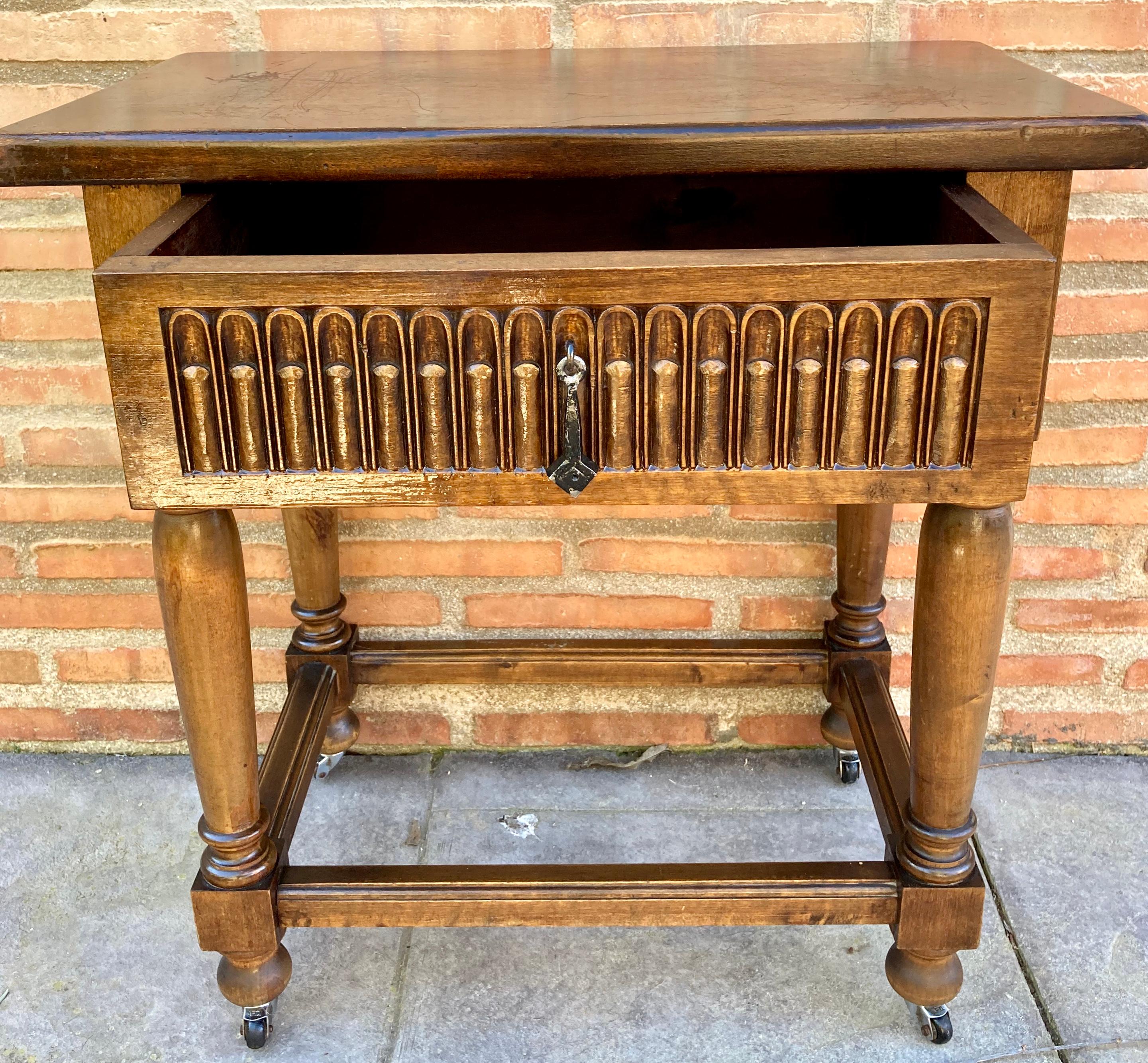 French Walnut Side Table with Drawer, Carved Arches and Column Legs with Wheels, 2