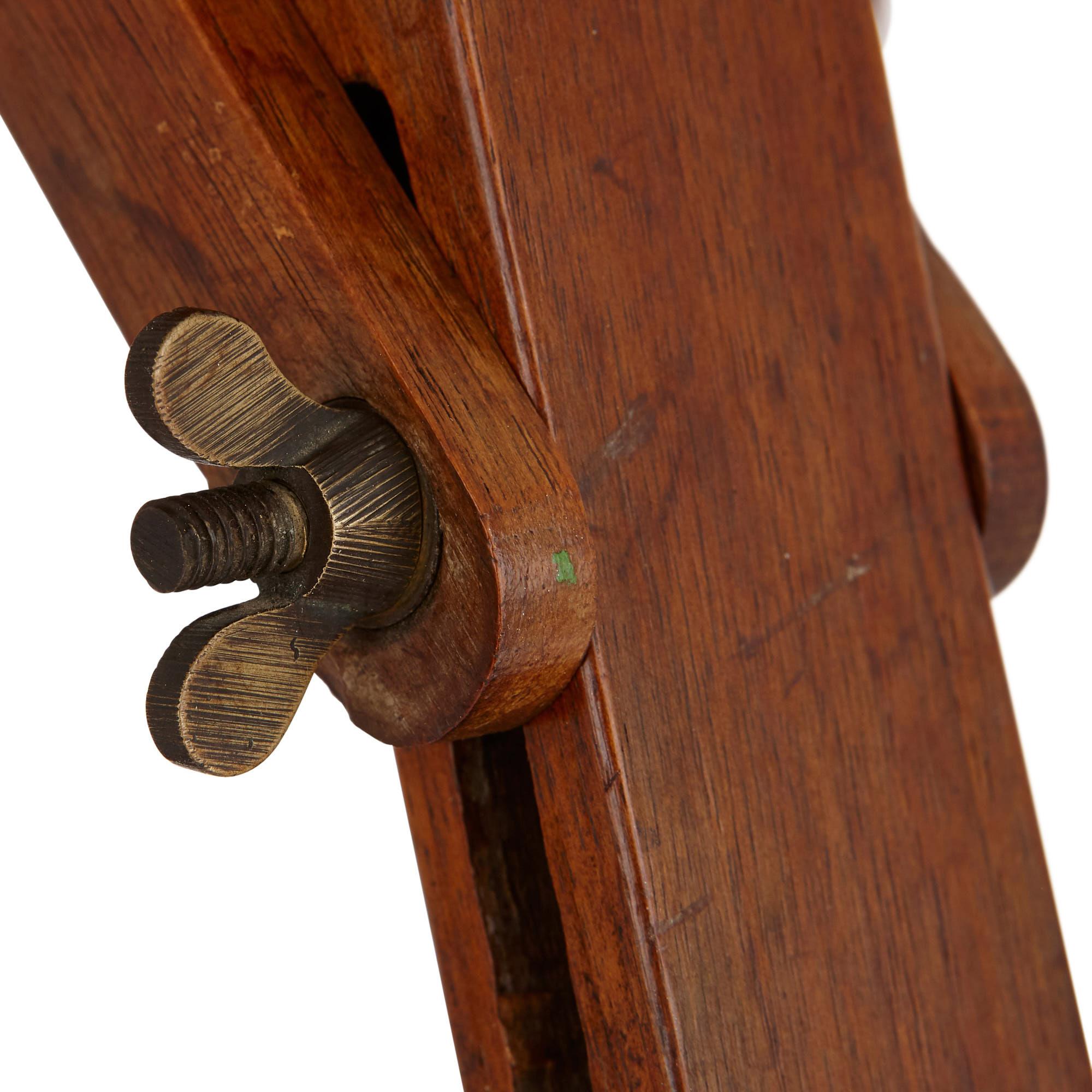 French Walnut Tripod Design Art Easel In Good Condition In London, GB
