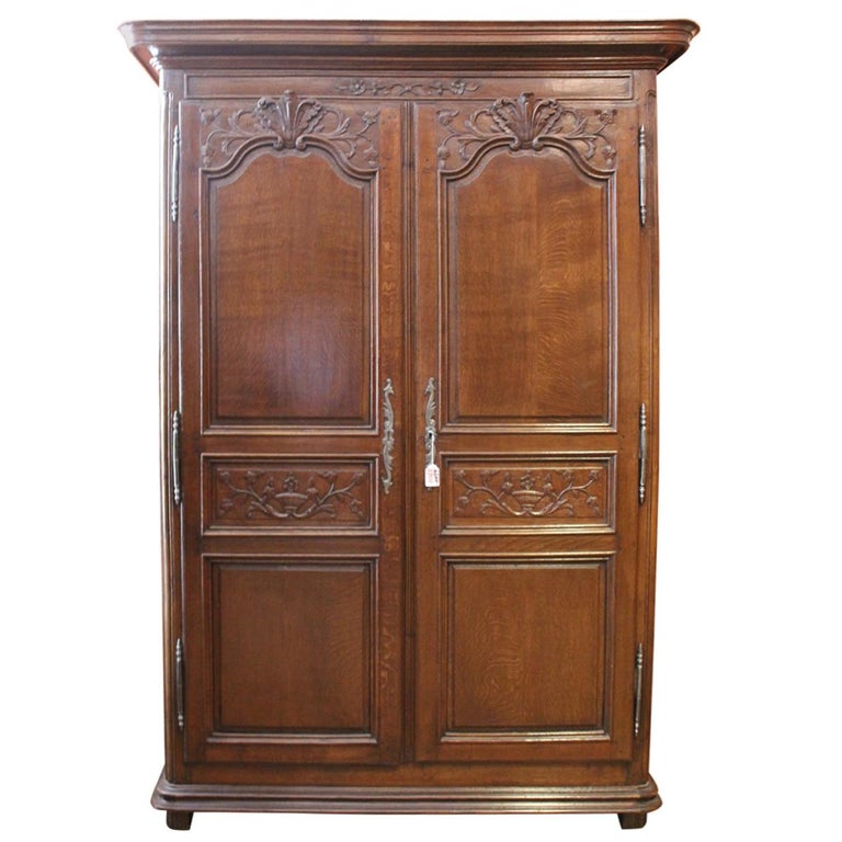French Wardrobe Louis XIV in Oak 18th Century For Sale at 1stDibs