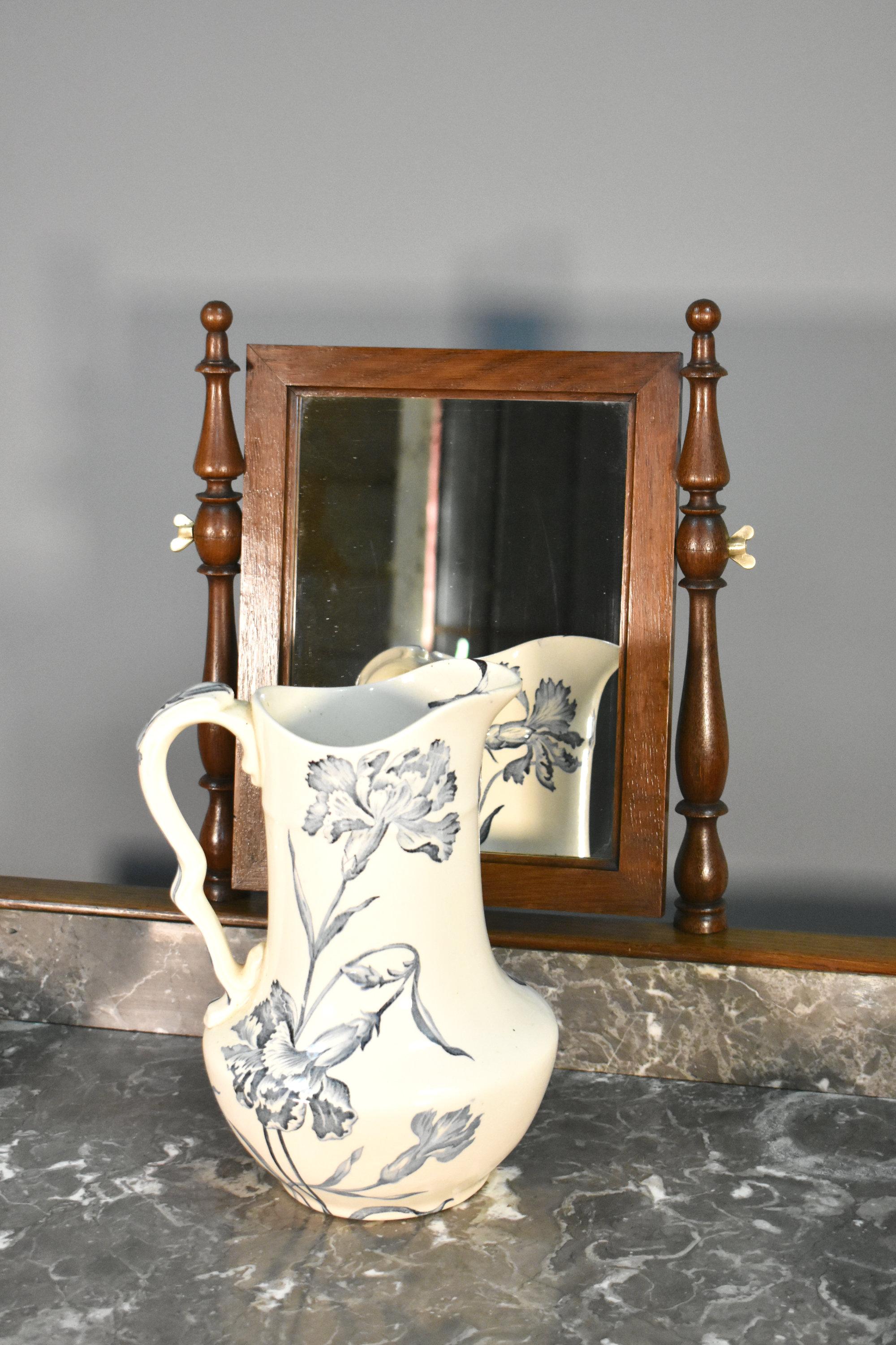 Lavabo / Vanità francese in stile Oak Louis Philippe In condizioni buone in vendita a SAINTE-COLOMBE, FR