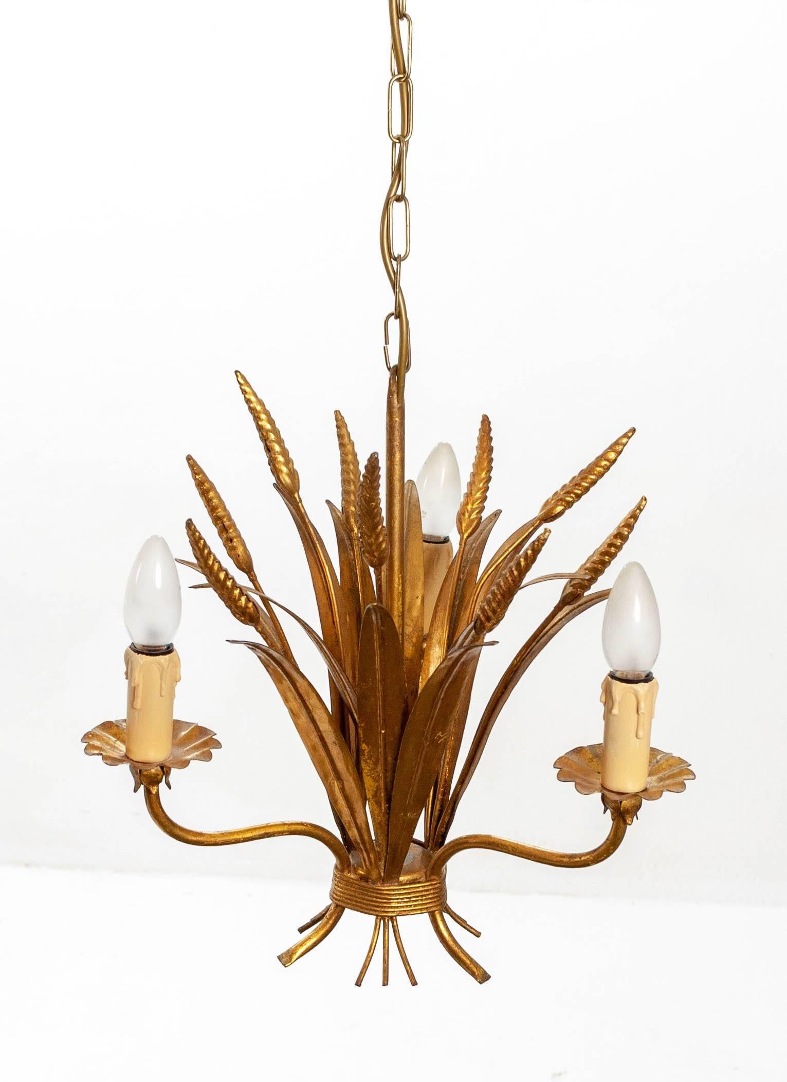 French Wheat Sheaf Pendant Lamp, 1970s In Good Condition For Sale In Den Haag, NL
