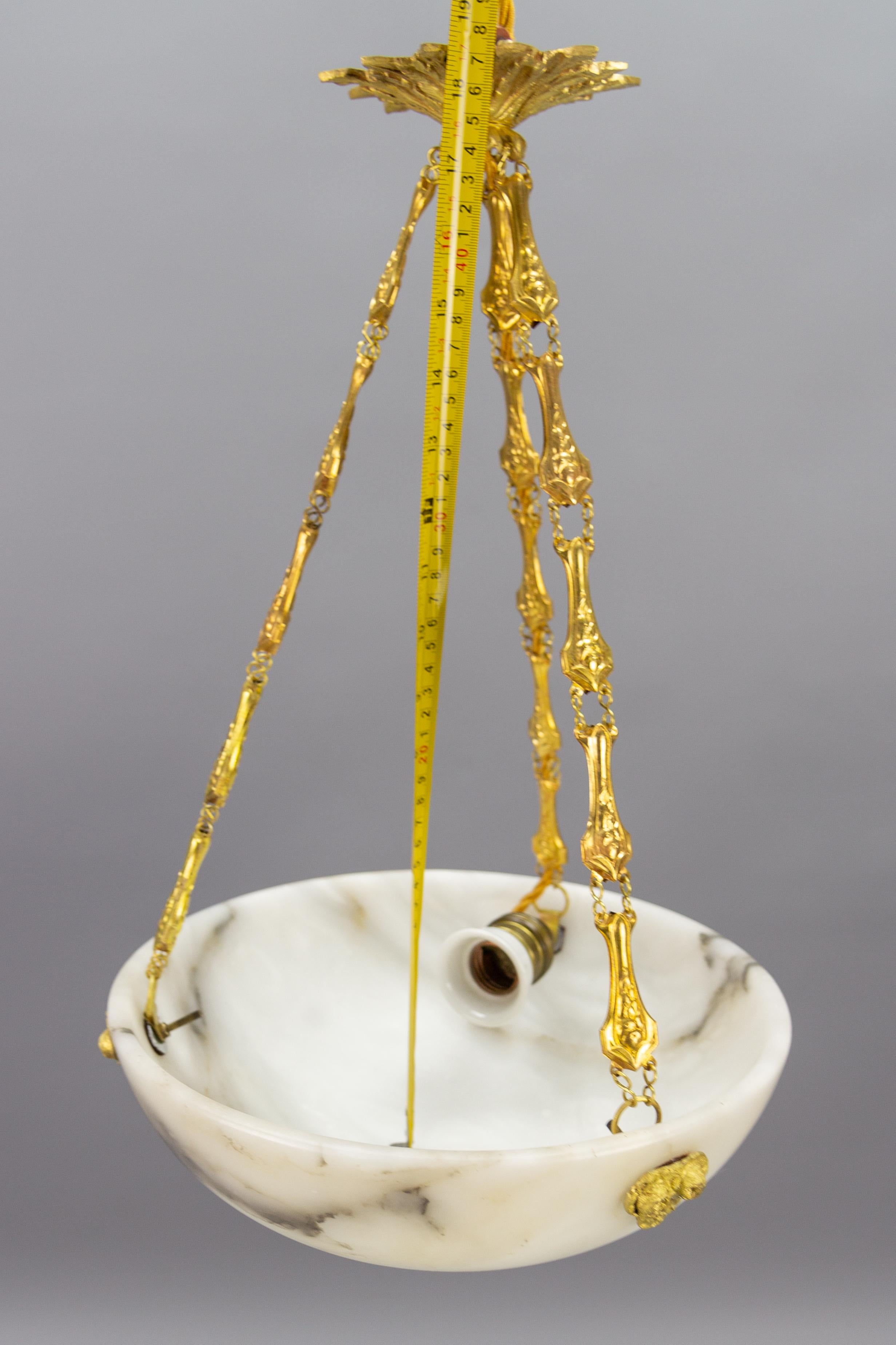 French White and Black Veined Alabaster Pendant Light Chandelier, ca. 1920 14