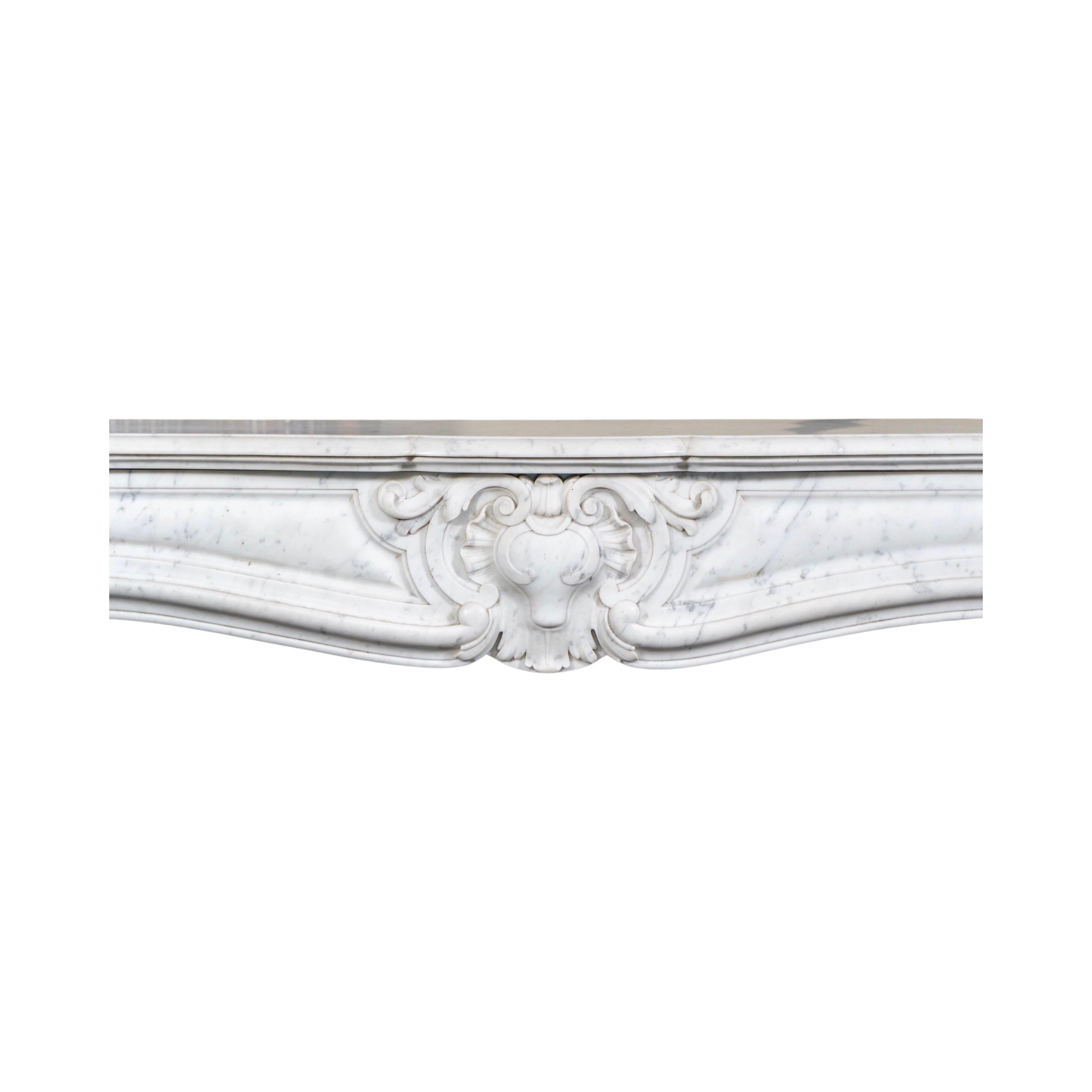 Französischer weißer Carrara-Marmor-Mantel im Angebot 9