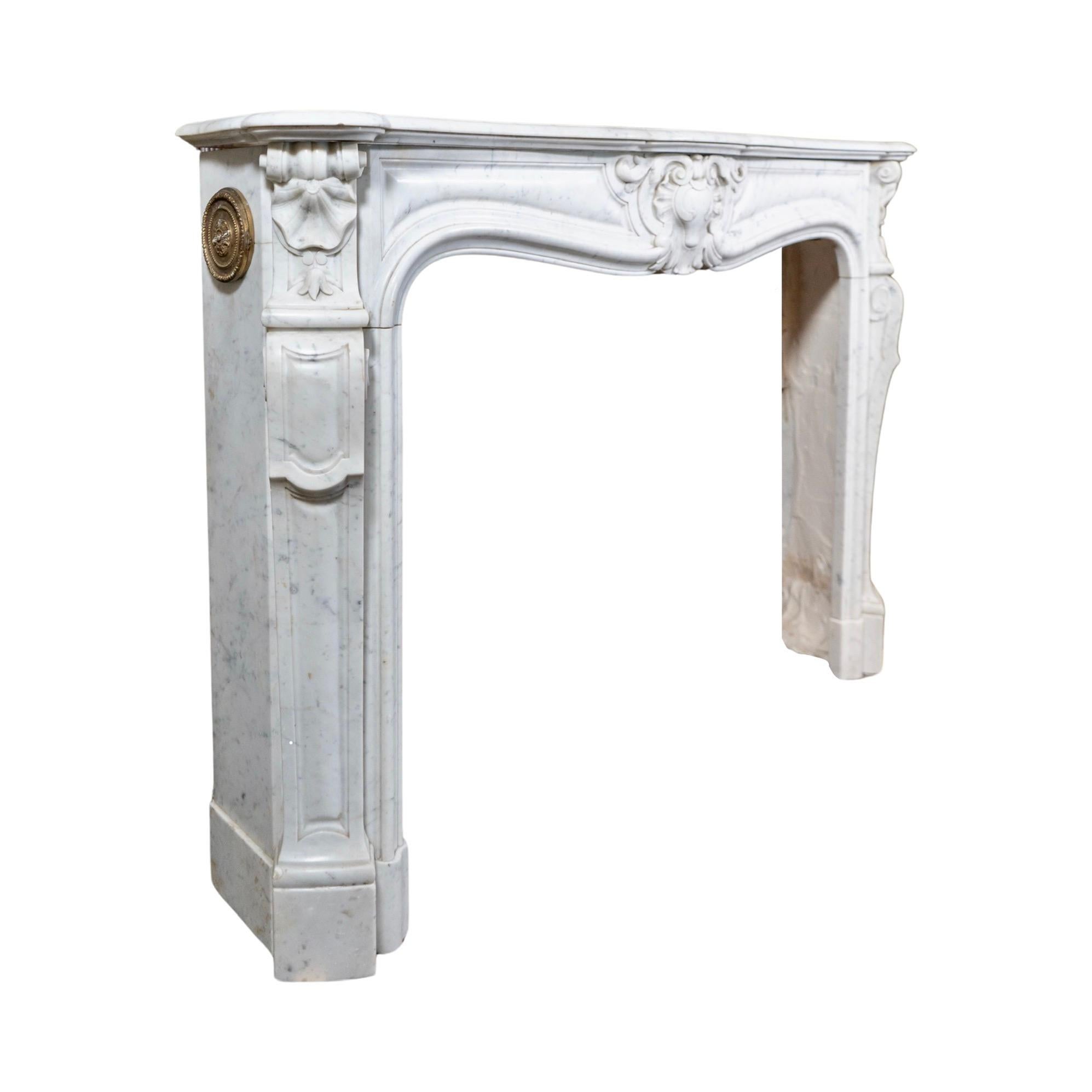 Late 19th Century French White Carrara Marble Mantel For Sale
