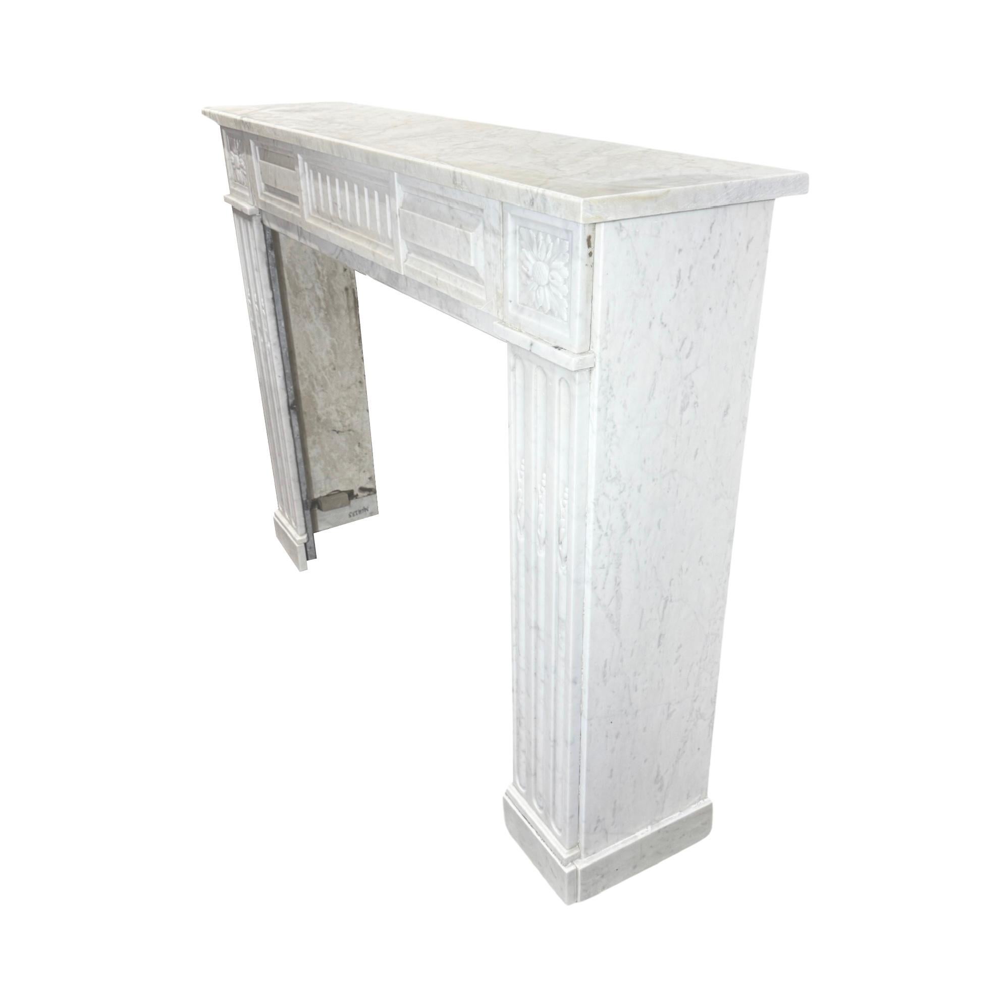 French White Carrara Marble Mantel For Sale 2