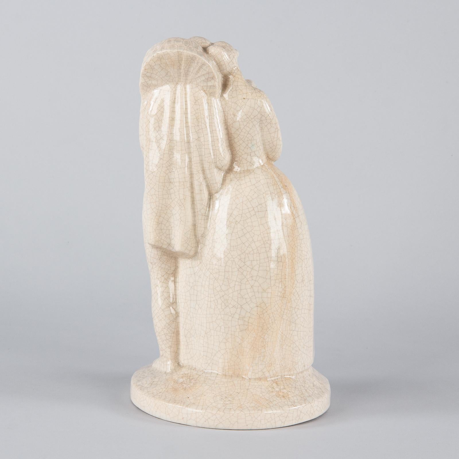 French White Crackled Ceramic Statuette, circa 1930s For Sale 3