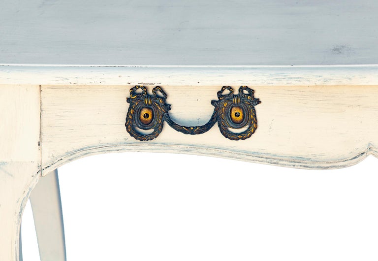 French White Desk with Original Ornate Hardware For Sale at 1stDibs