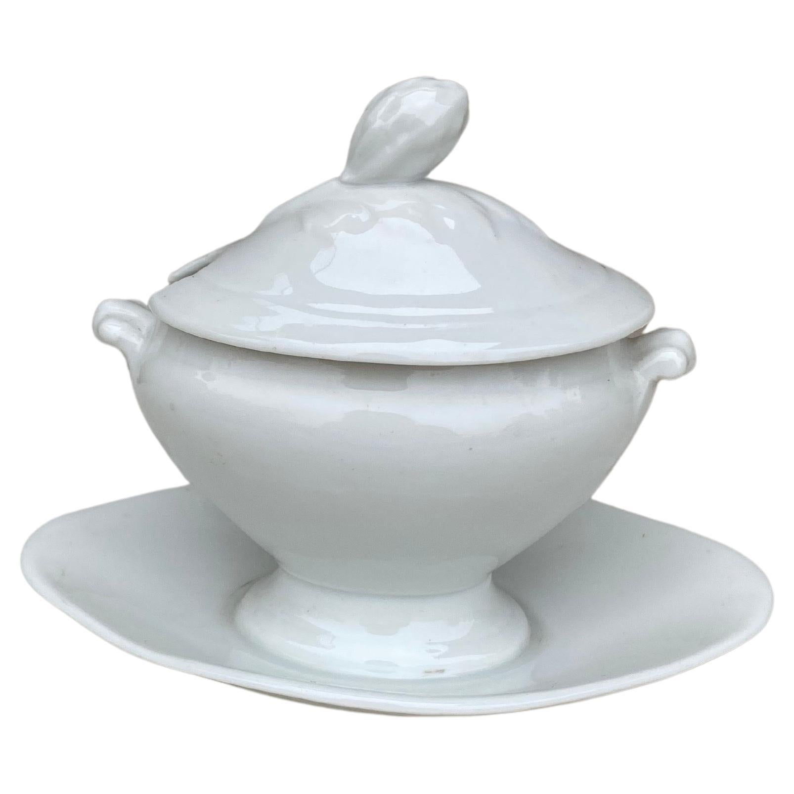 Pot  moutarde en faence blanche franaise de Limoges, vers 1900