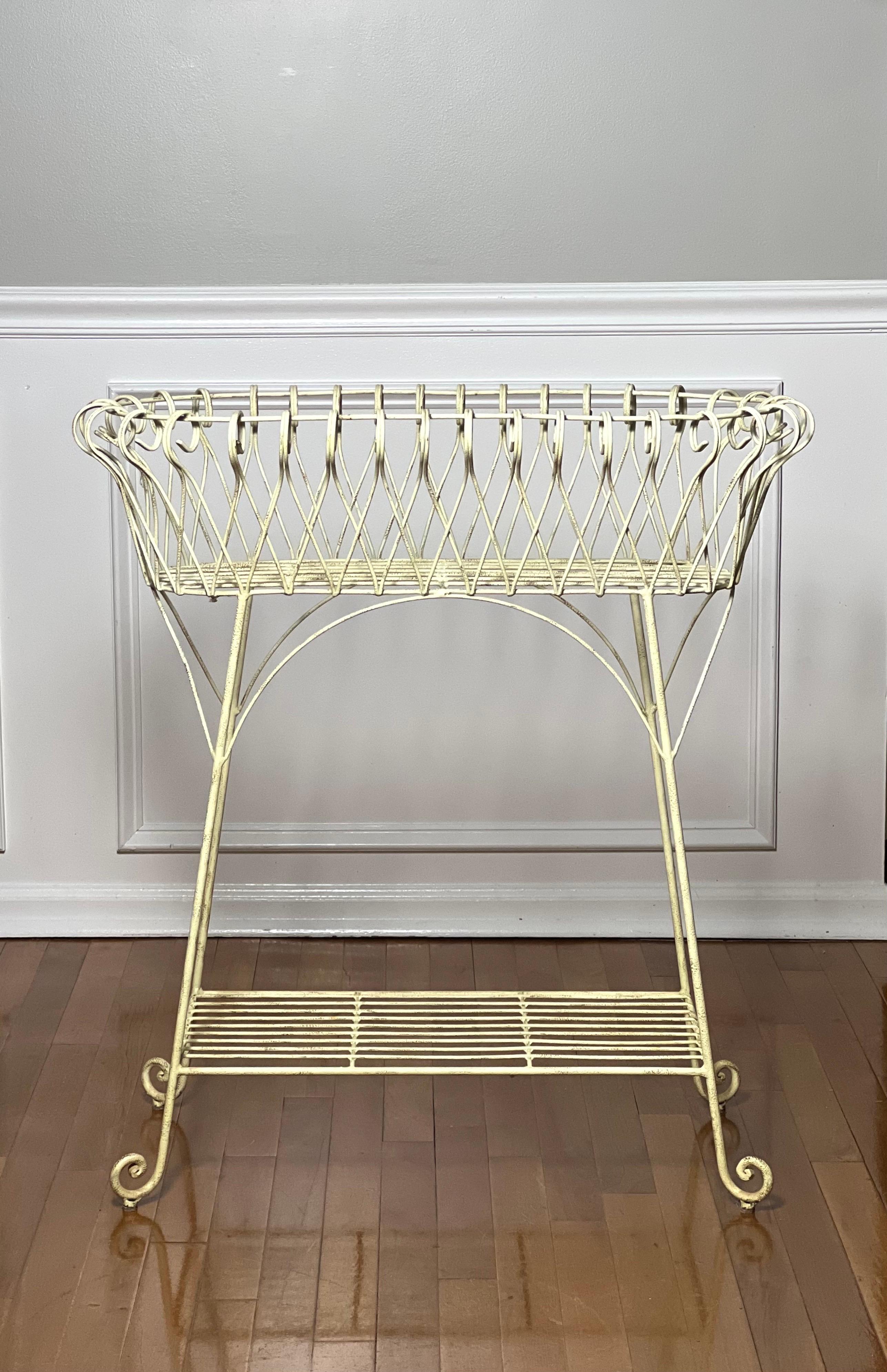 20th Century French White Iron Jardiniere Plant Stand For Sale