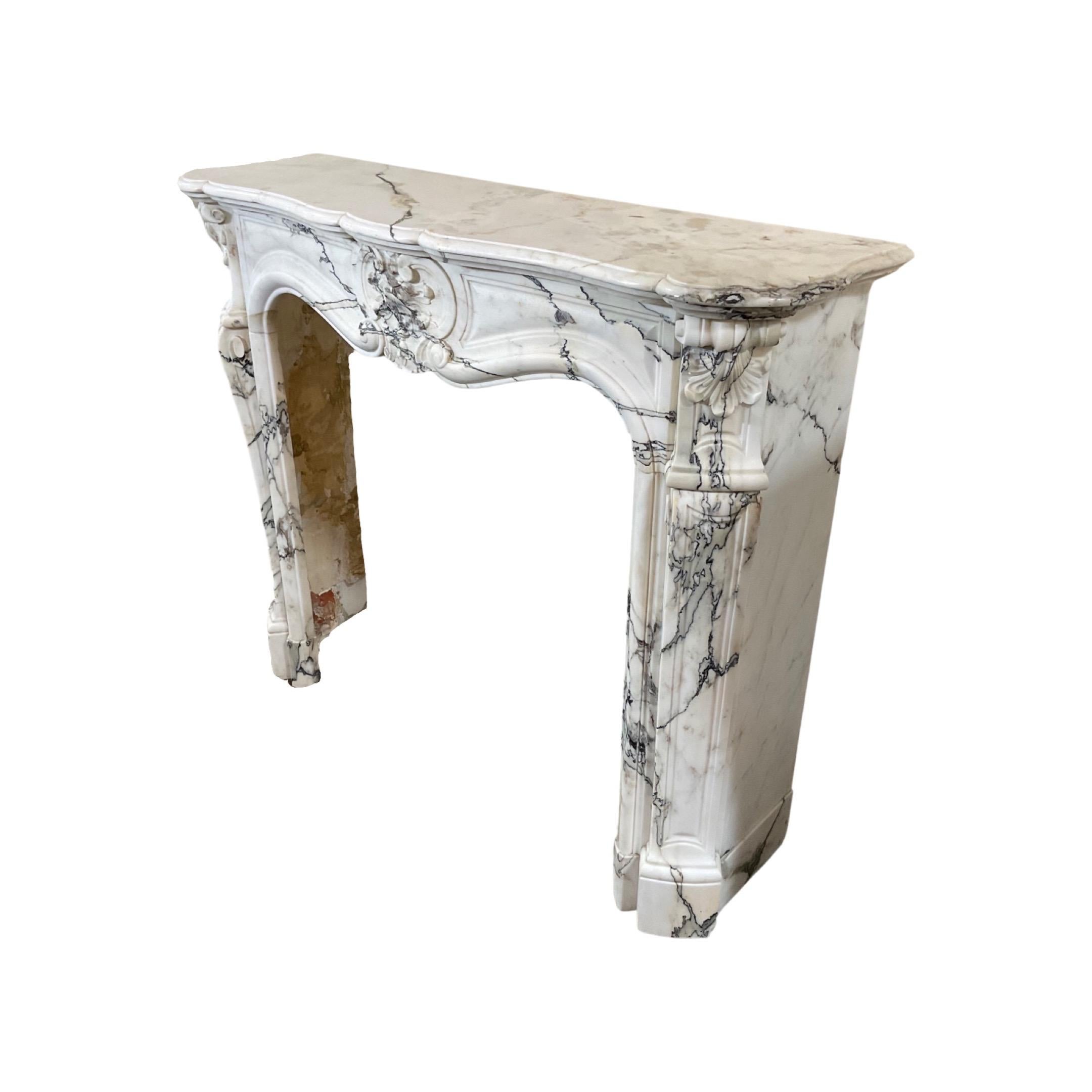 French White Marble Mantel For Sale 1