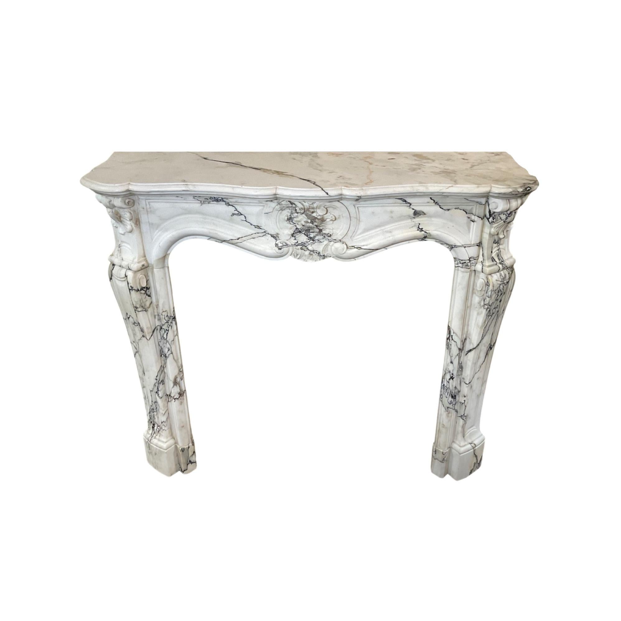French White Marble Mantel For Sale 2