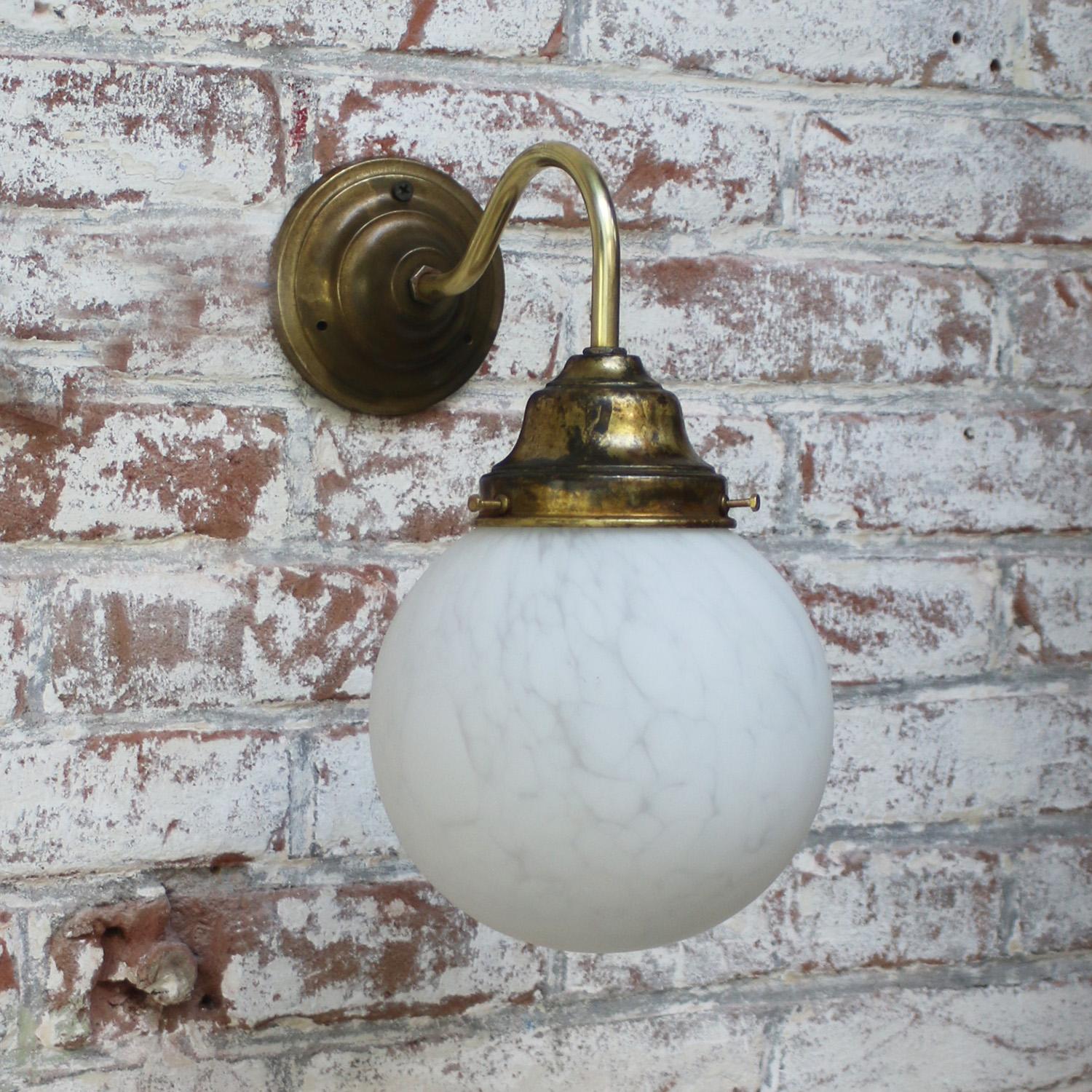 French wall lamp
White marble, opaline glass.
Brass wall piece and arm

diameter brass wall mount: 10 cm, 3 holes to secure

Weight: 0.70 kg / 1.5 lb

Priced per individual item. All lamps have been made suitable by international standards for