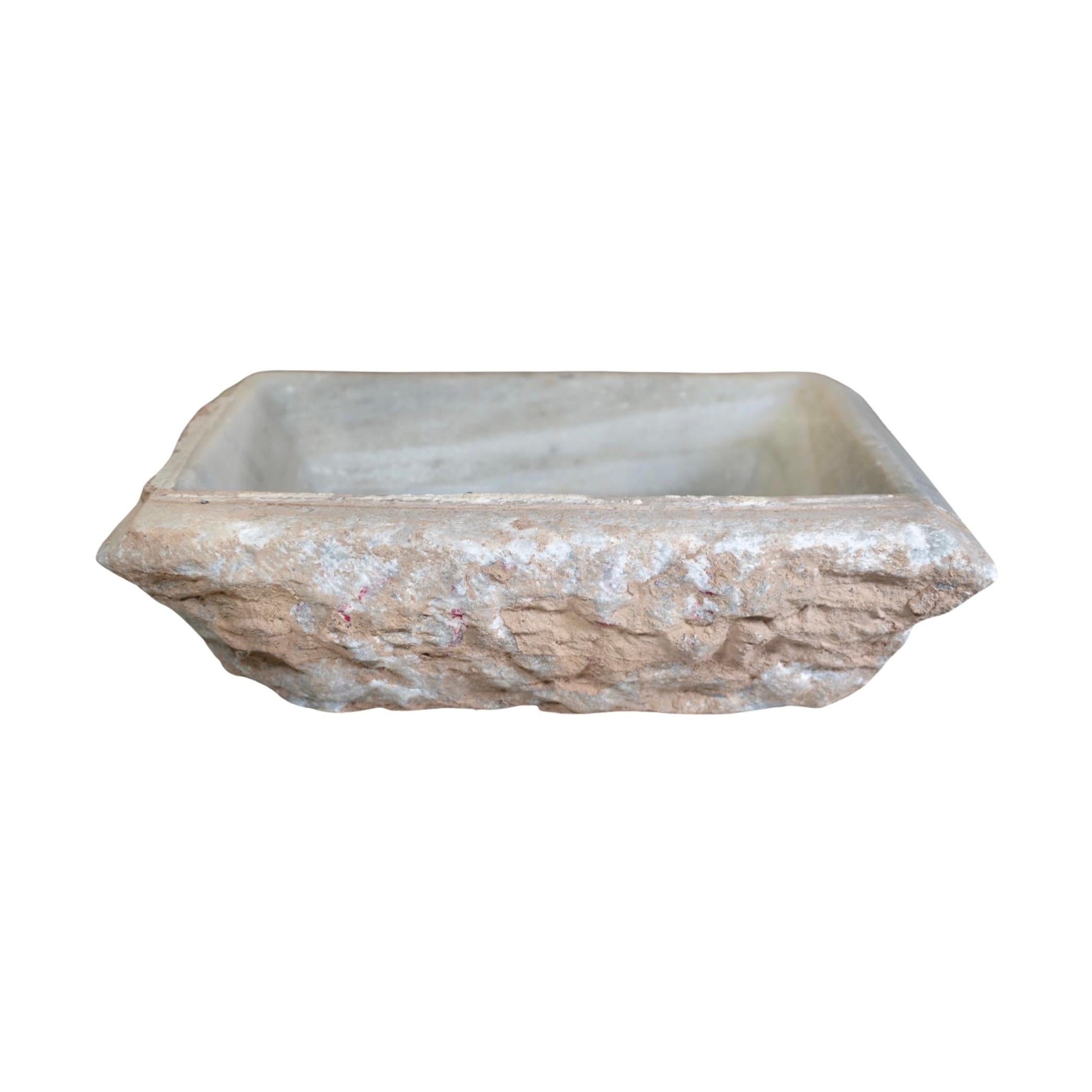 French, White Marble Sink For Sale 3