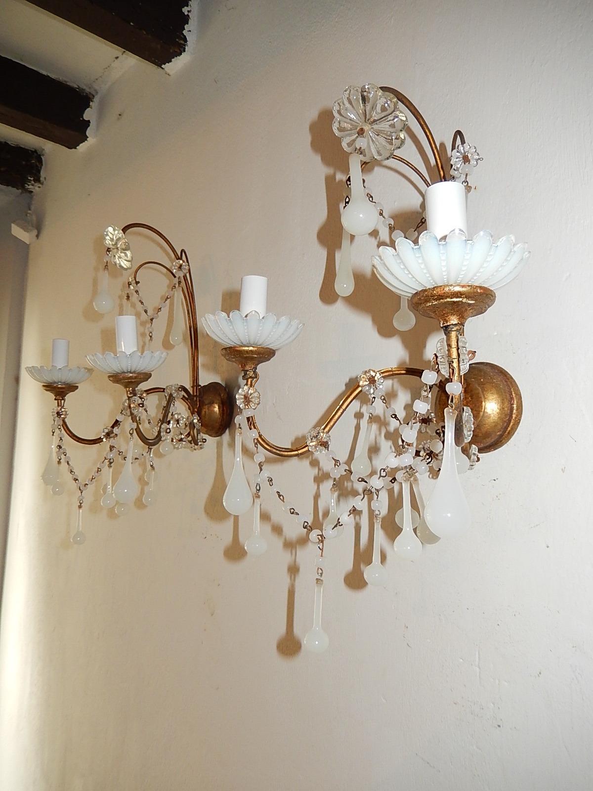 French White Opaline Beads Beaded Sconces, circa 1920 In Good Condition In Modena (MO), Modena (Mo)