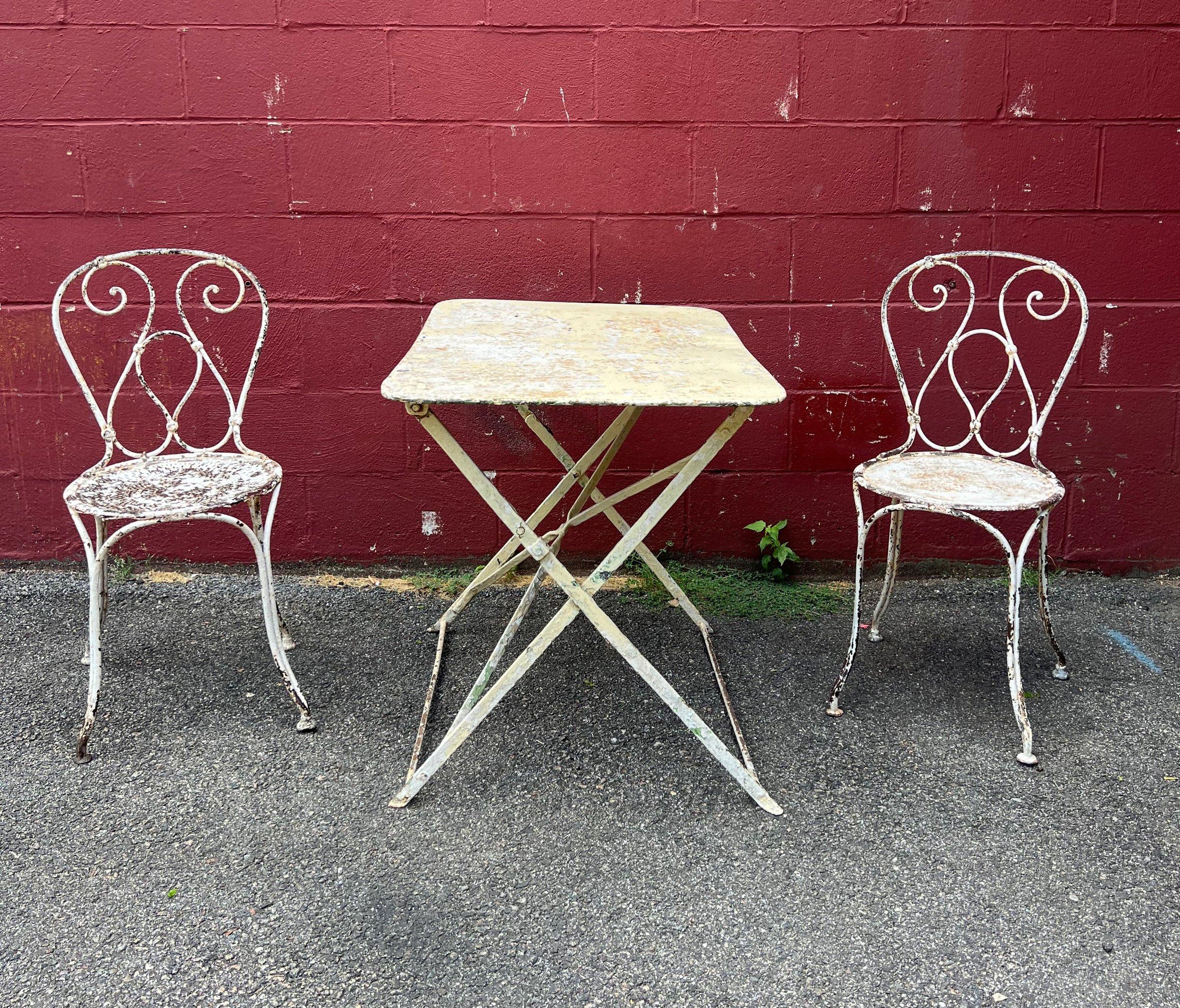 Hand-Painted French White Painted Folding Garden Table For Sale