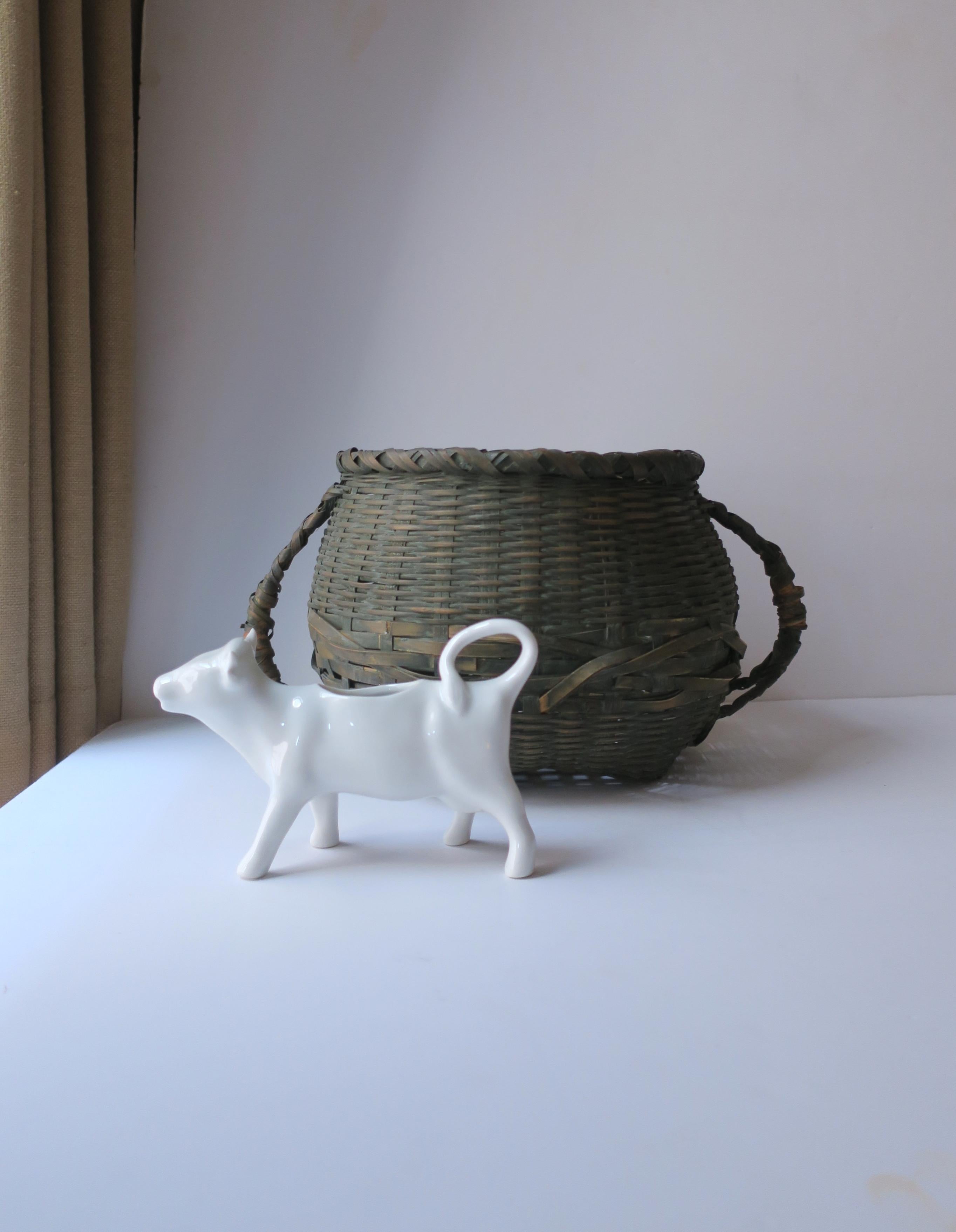 French White Porcelain Cow Creamer in the Rustic Style For Sale 2