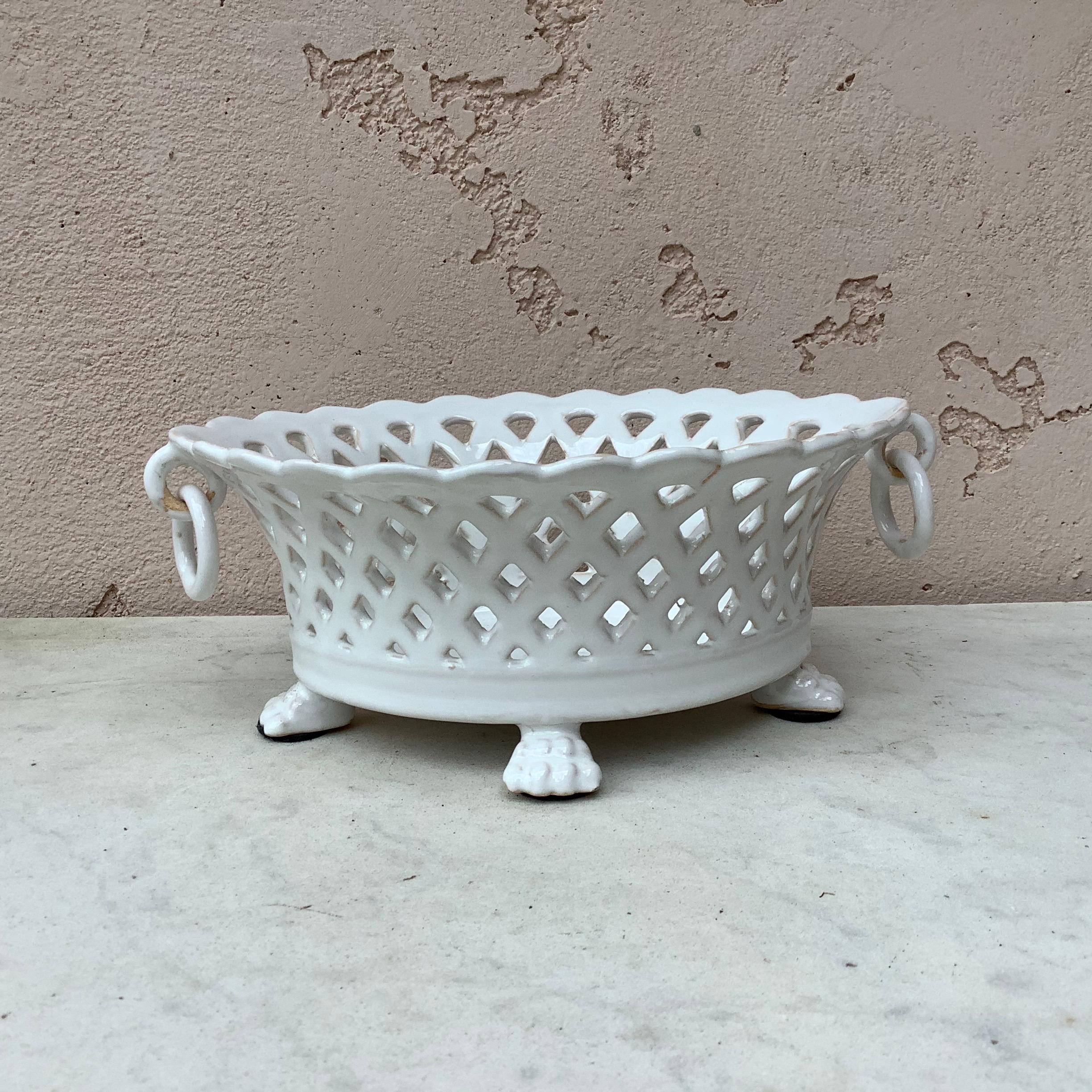 French white reticulated basket signed Emile Tessier, circa 1920.