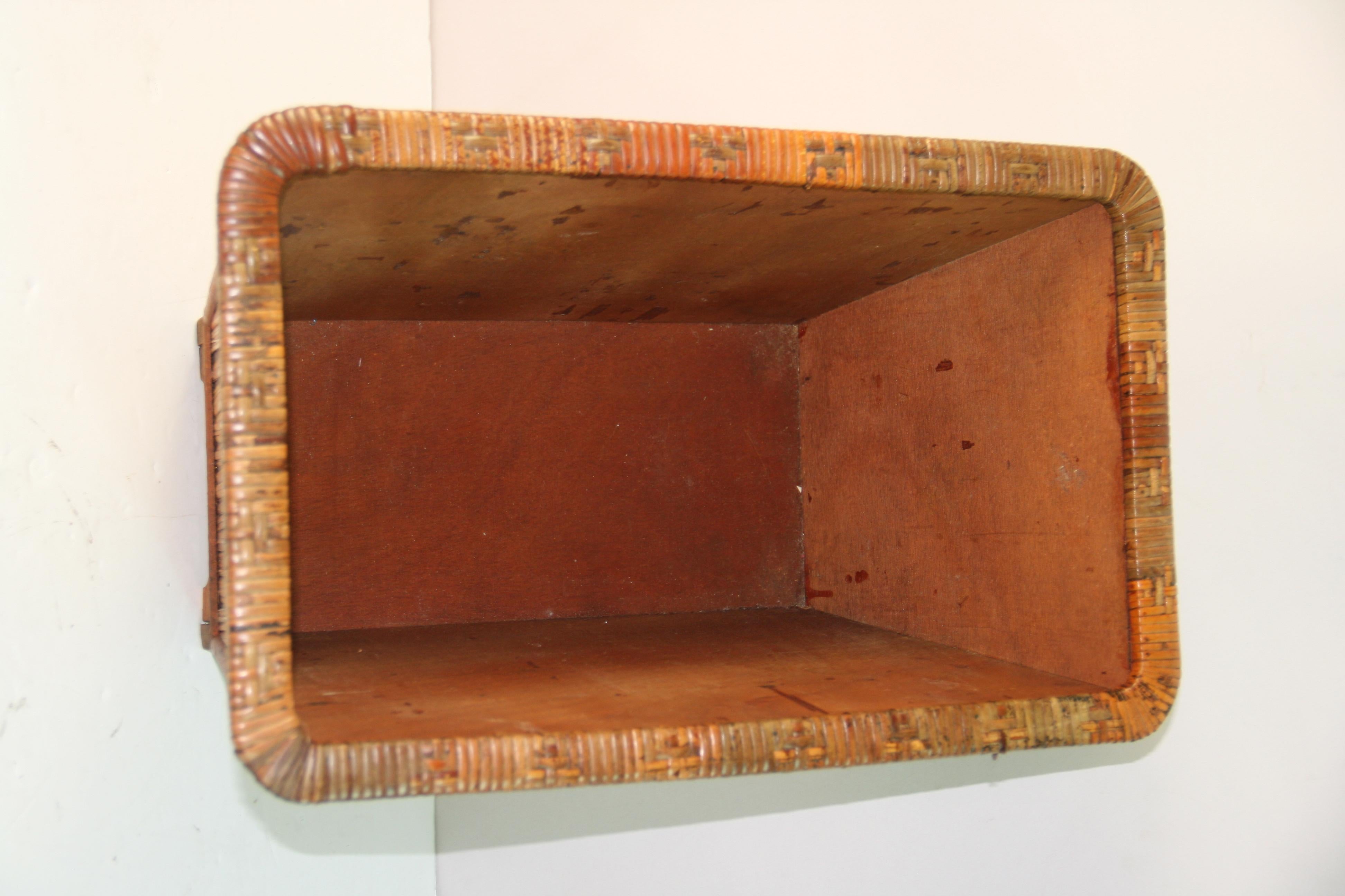 French Wicker and Bamboo Waste Basket For Sale 3