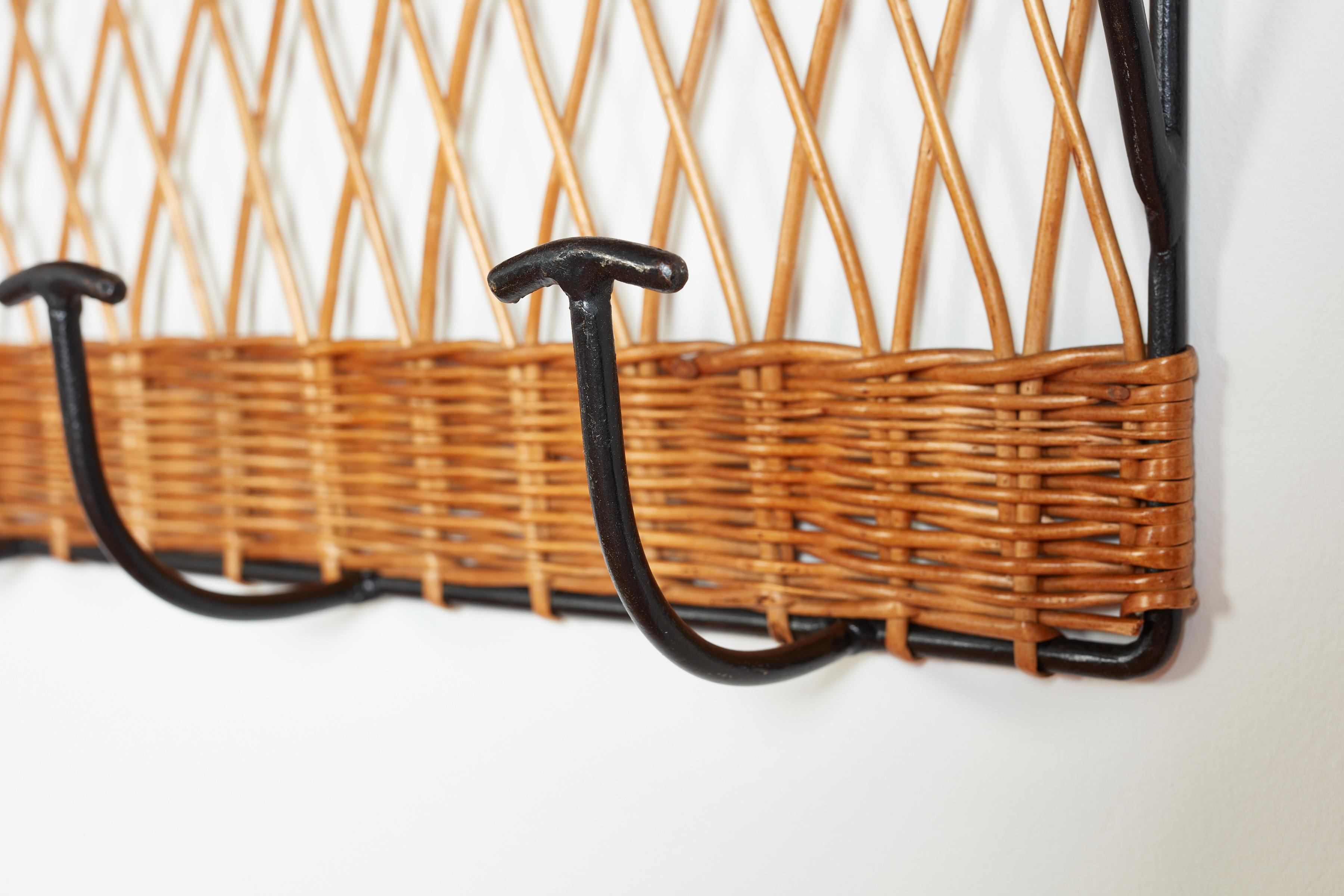 French Wicker and Iron Rack with Shelf For Sale 4