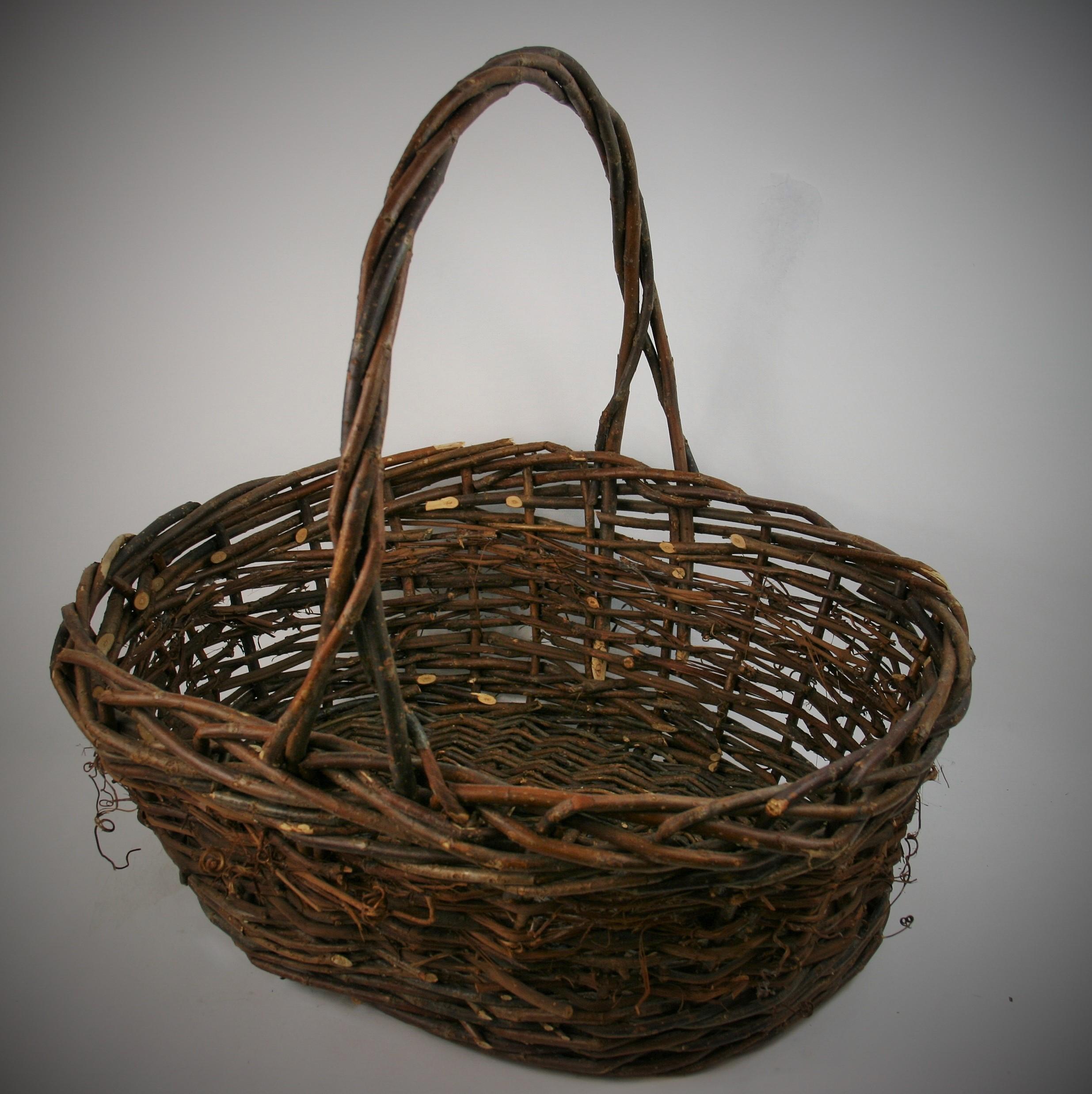 2-307 French wicker basket.