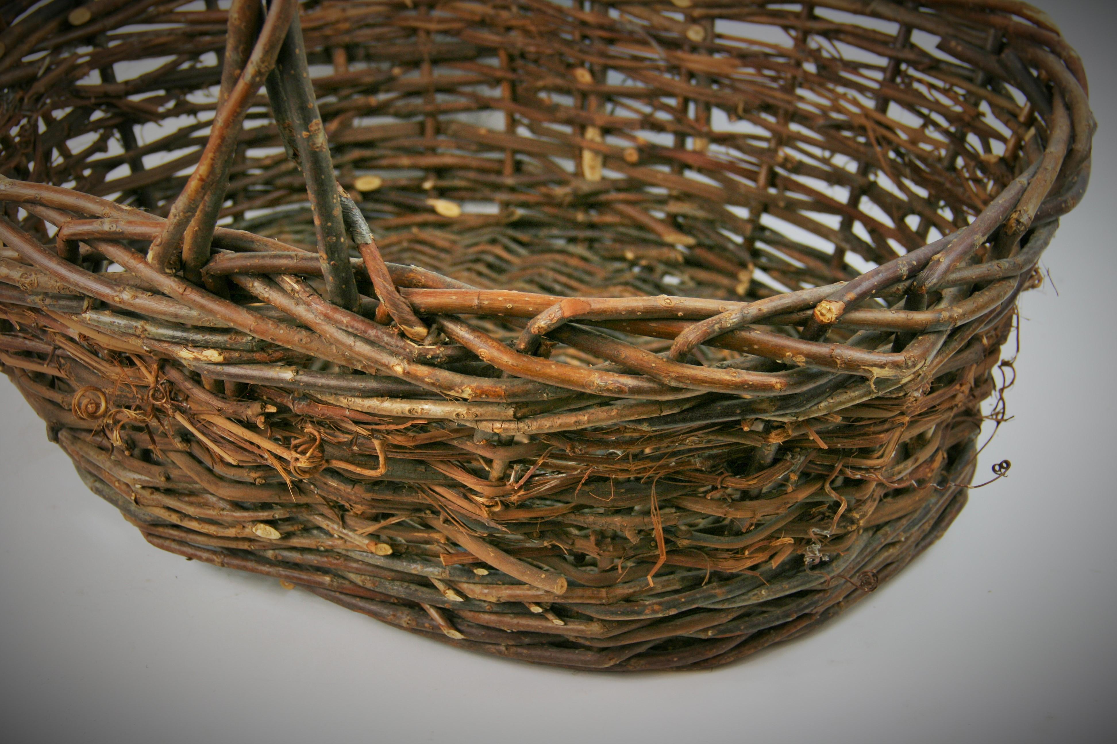 French Wicker Basket/Folk Art In Good Condition In Douglas Manor, NY