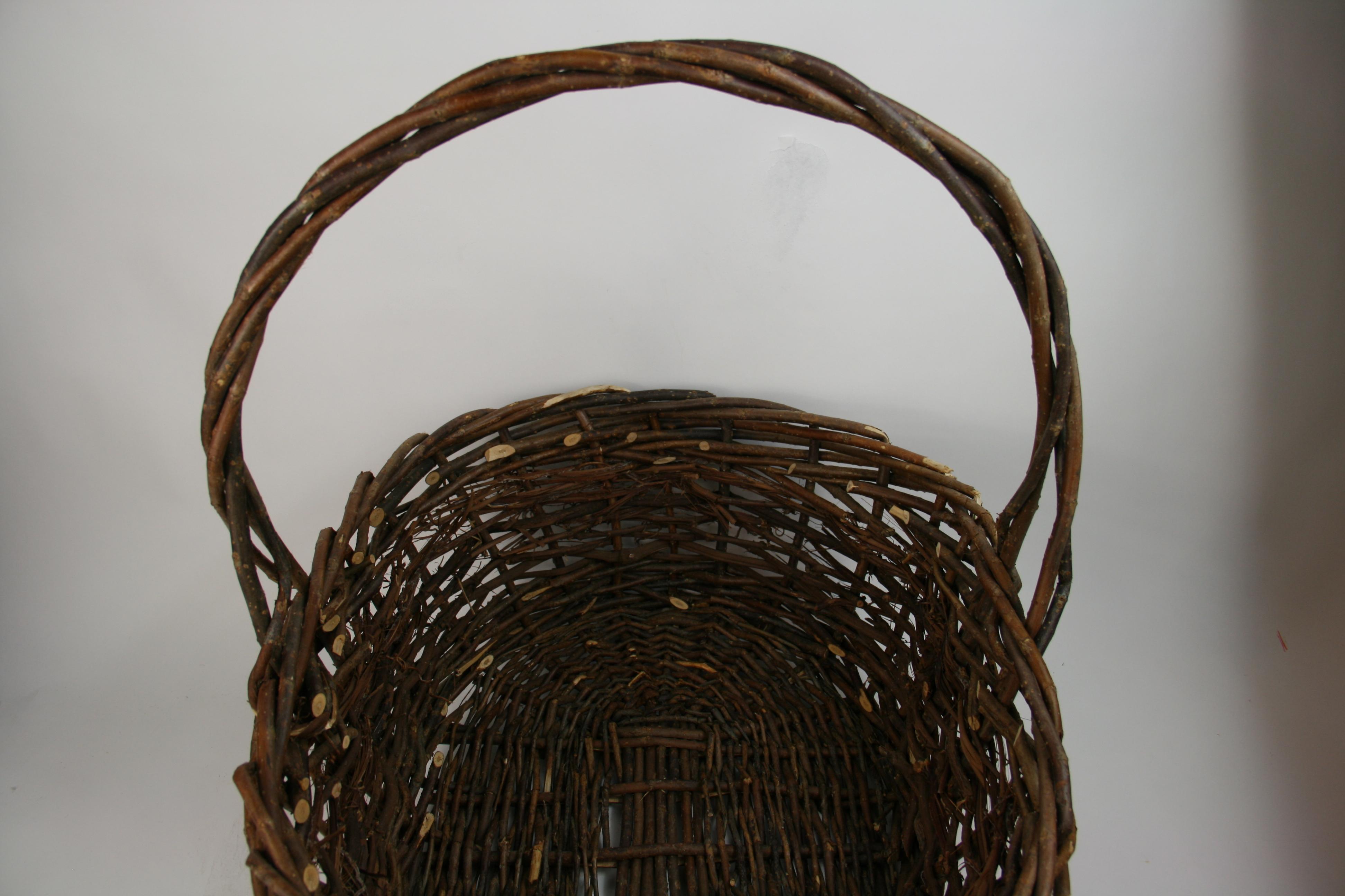 French Wicker Basket/Folk Art 5