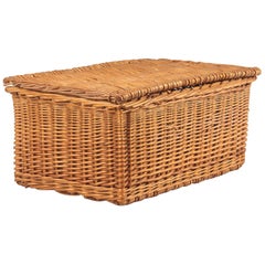 Vintage French Wicker Basket with Top, 20th Century