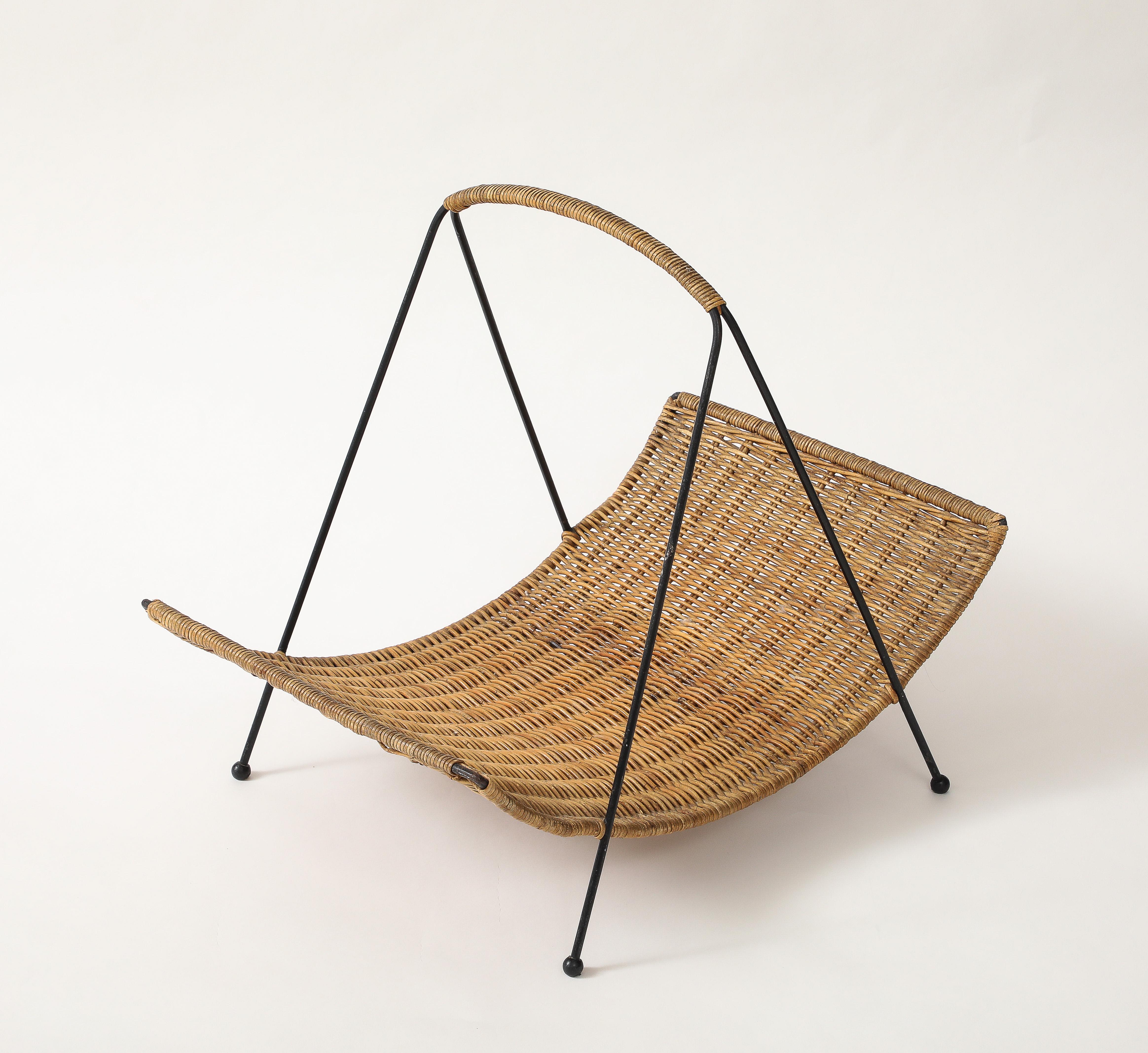 Rattan Portariviste francese in vimini e ferro, anni '50 in vendita